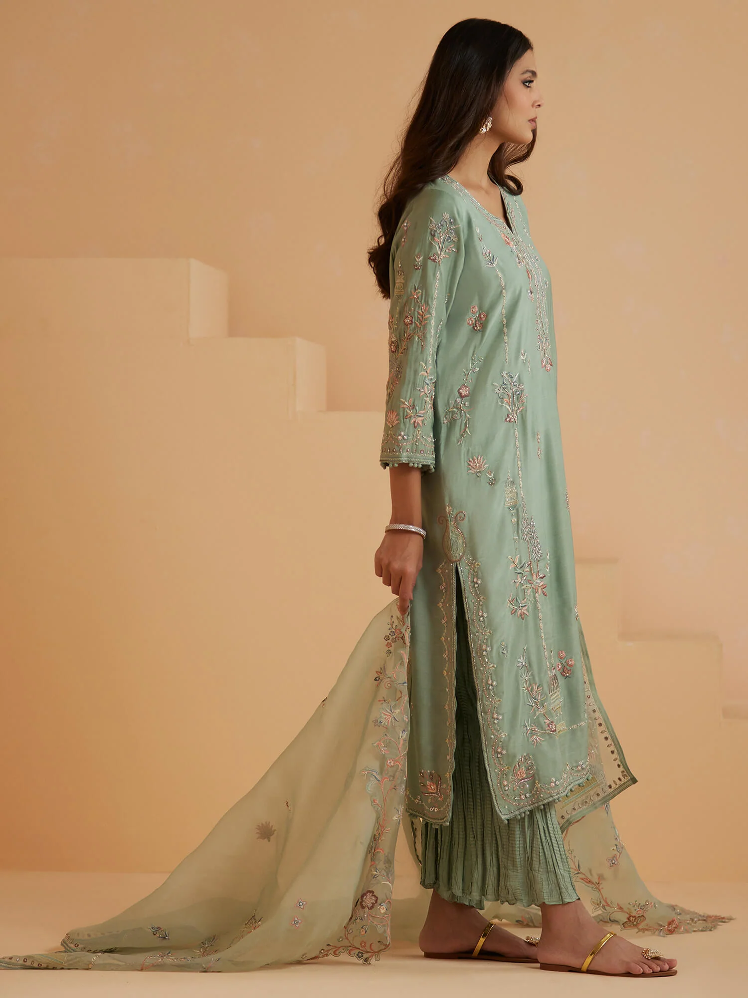 ALISHA, CRUSHED IZAAR & DUPATTA - Image 3
