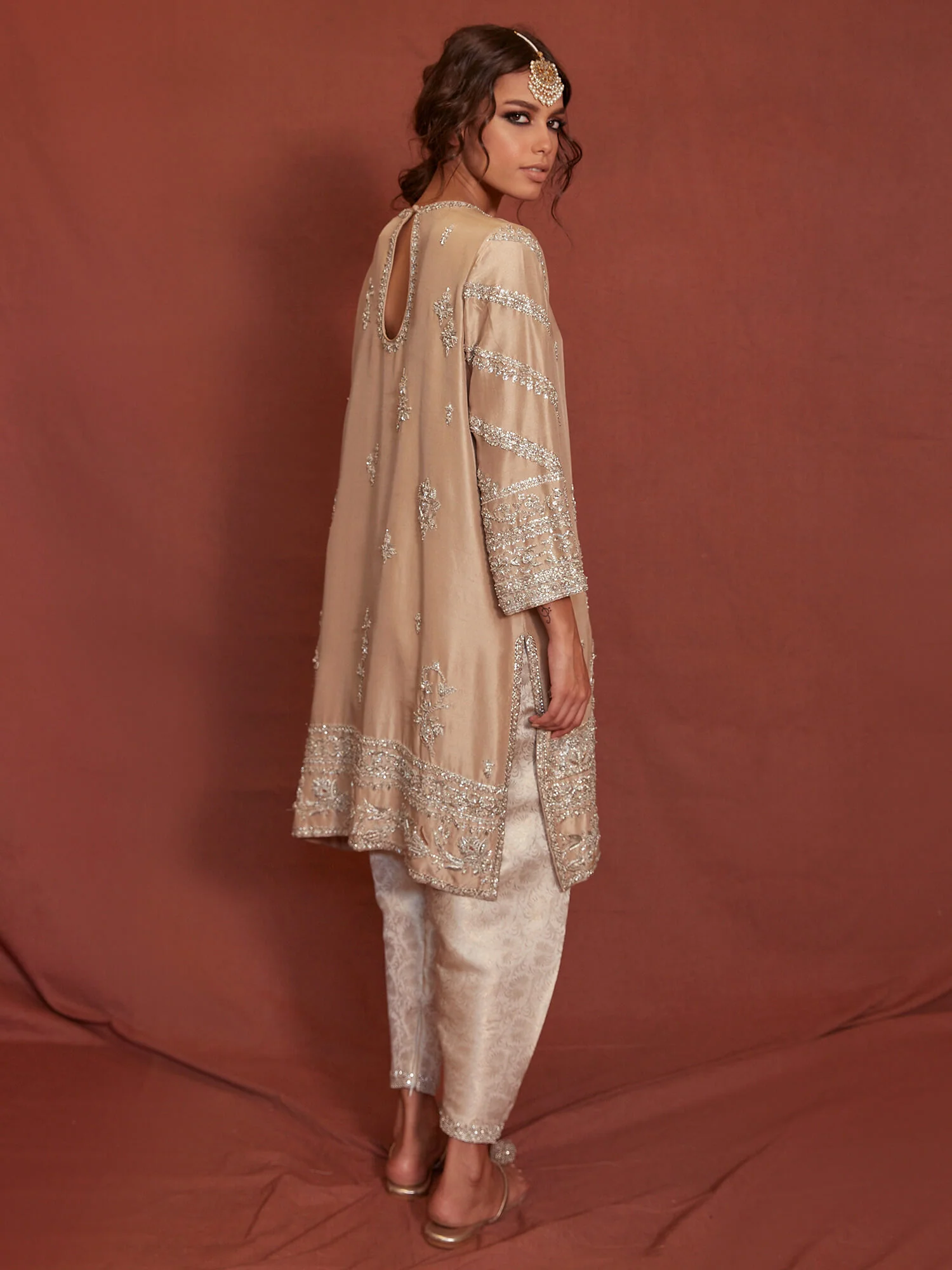 ALISHA, SKINNY SHALWAR & DUPATTA - Image 3