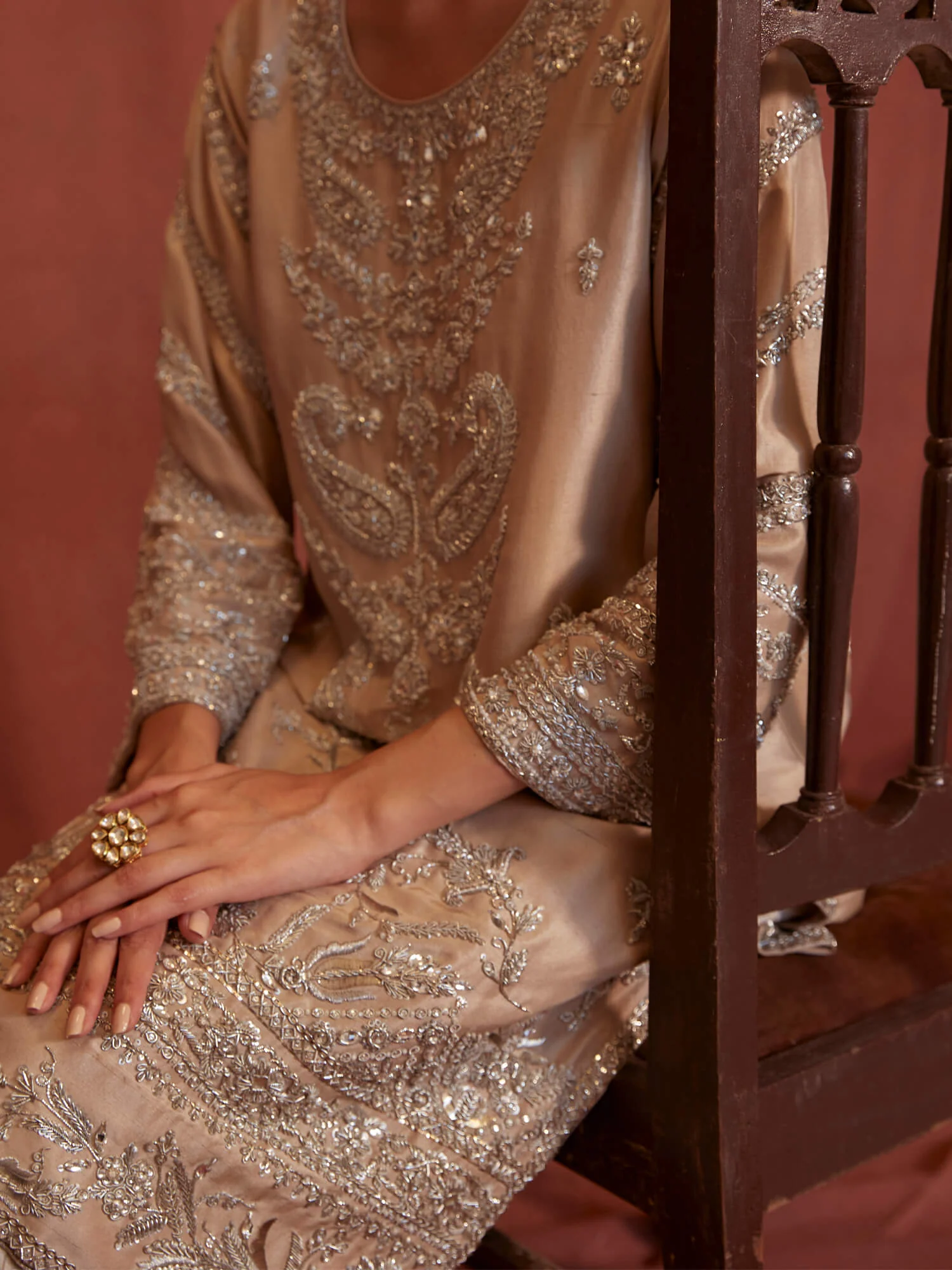 ALISHA, SKINNY SHALWAR & DUPATTA - Image 4