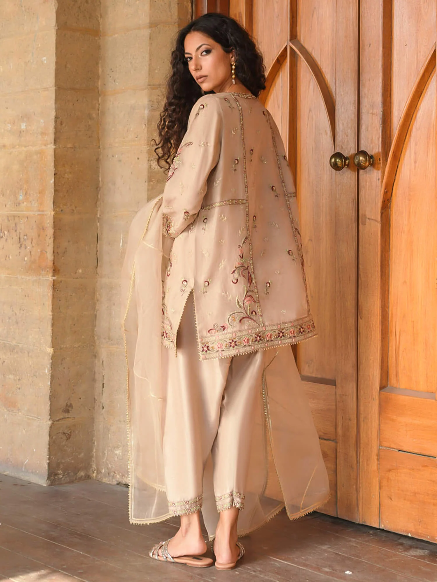 ALISHA, SKINNY SHALWAR & DUPATTA - Image 4