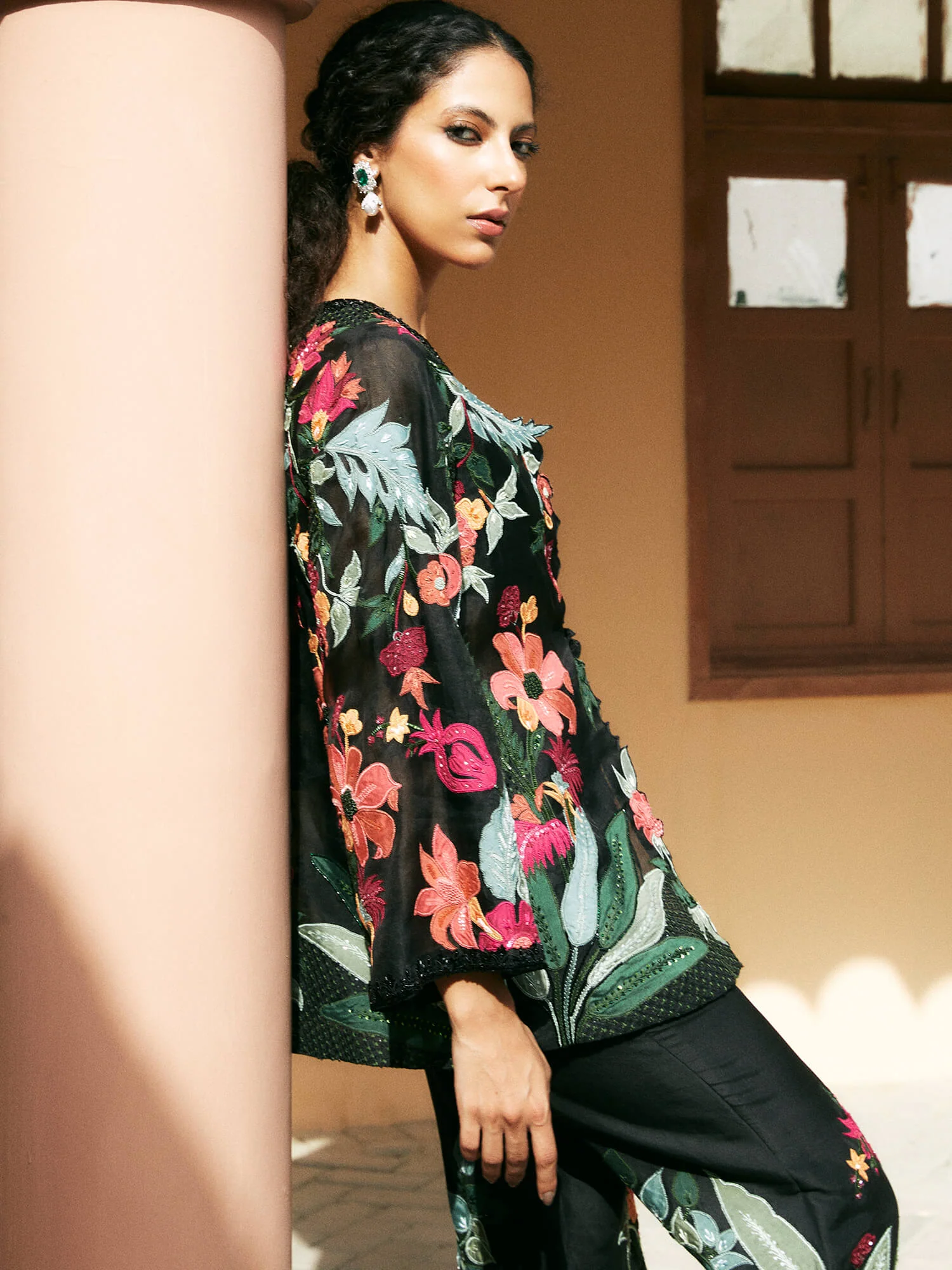 BELL SLEEVES TUNIC & TAPERED TROUSERS - Image 2