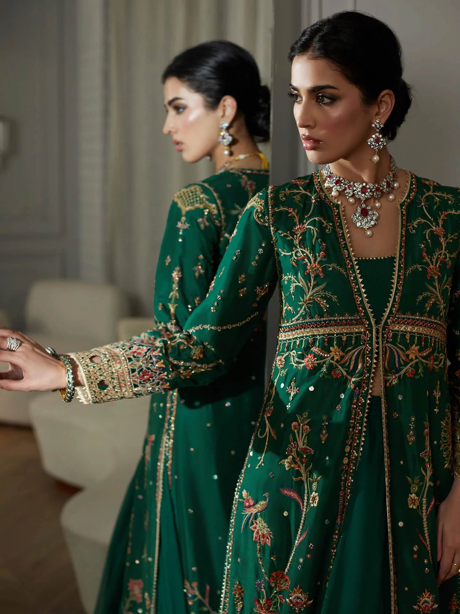 BORGIA, BLOUSE & LEHENGA - Image 2