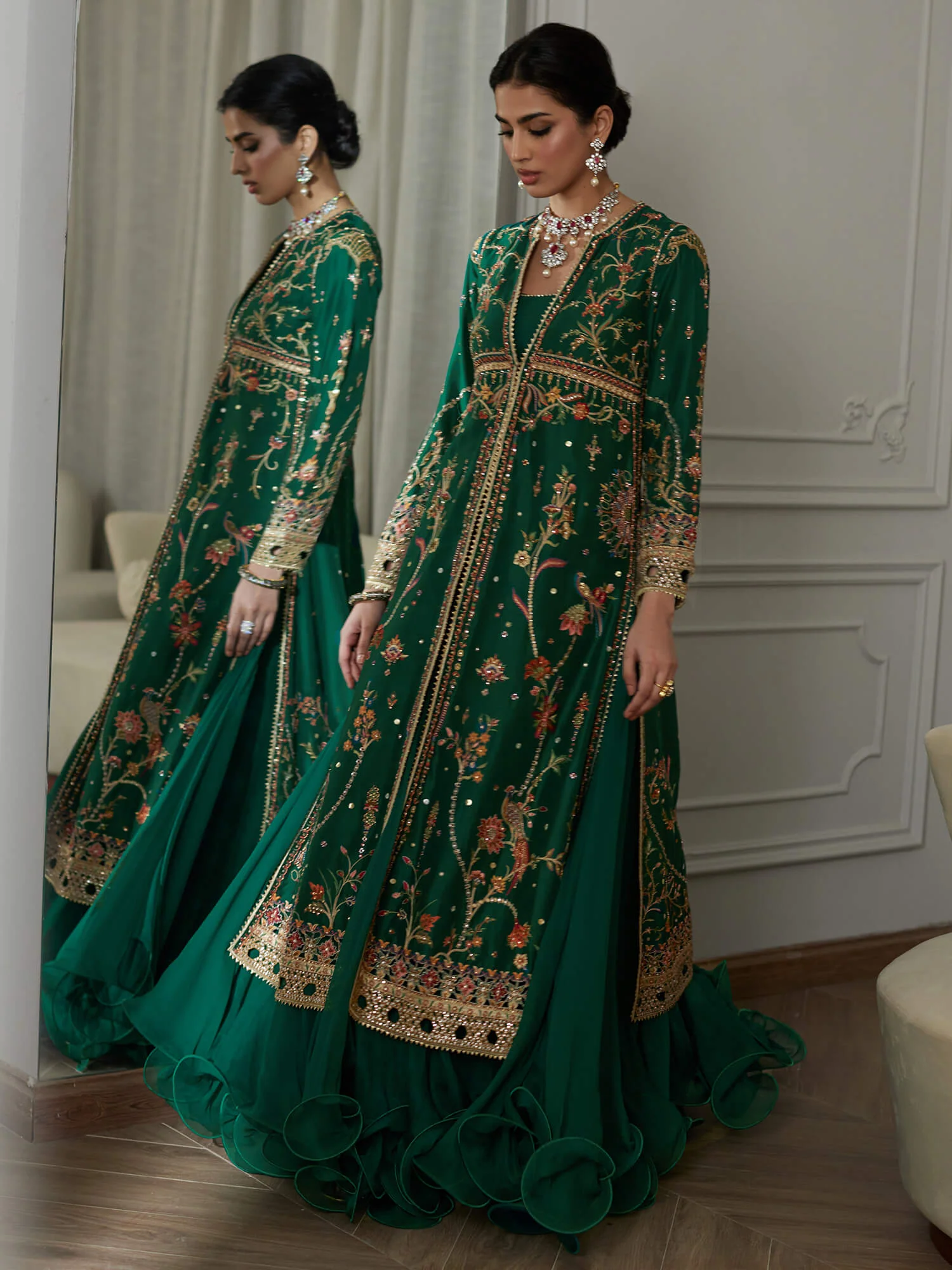 BORGIA, BLOUSE & LEHENGA - Image 3