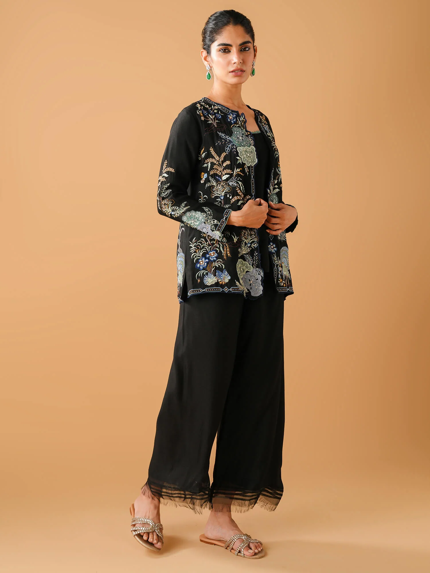 BORGIA COAT & IZAAR - Image 3