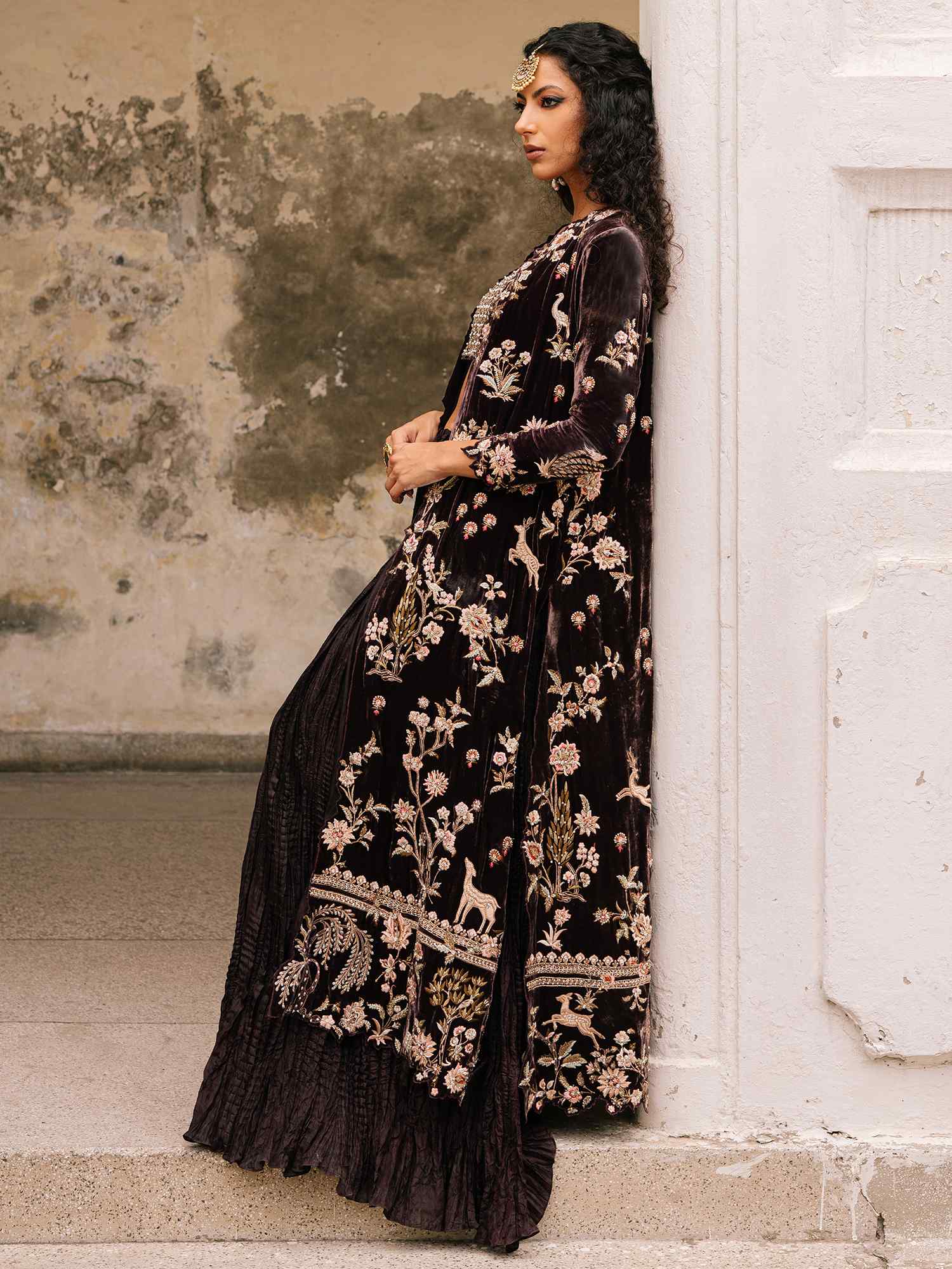 BORGIA COAT, BLOUSE & SHARARA - Image 4