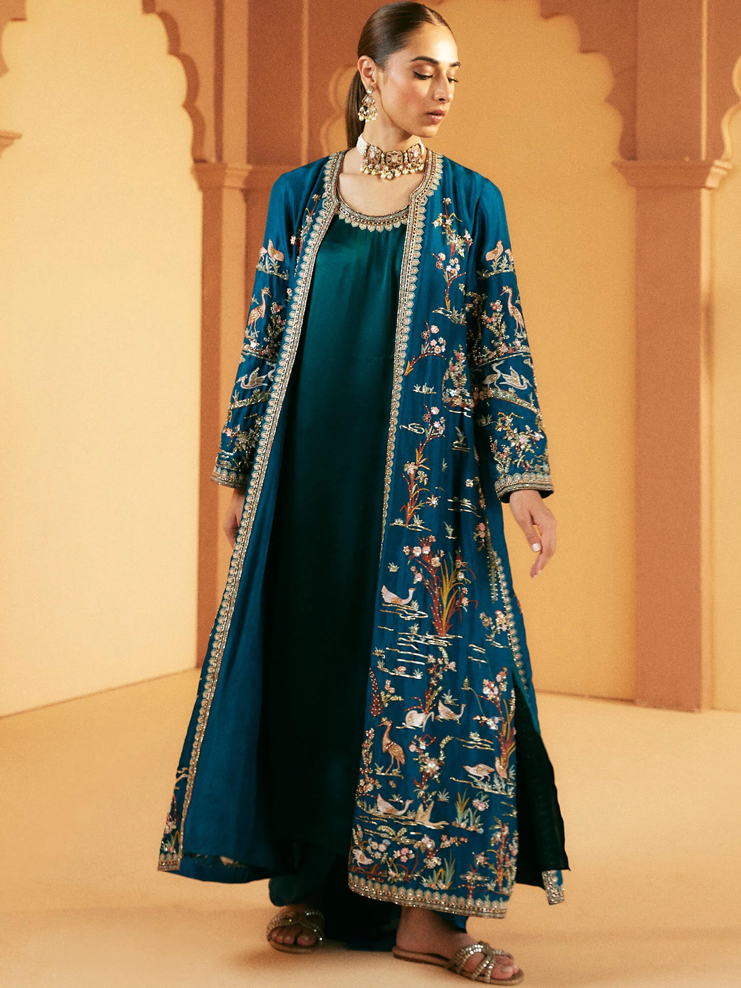 BORGIA COAT, INNER & PINCHED SKIRT - Image 3