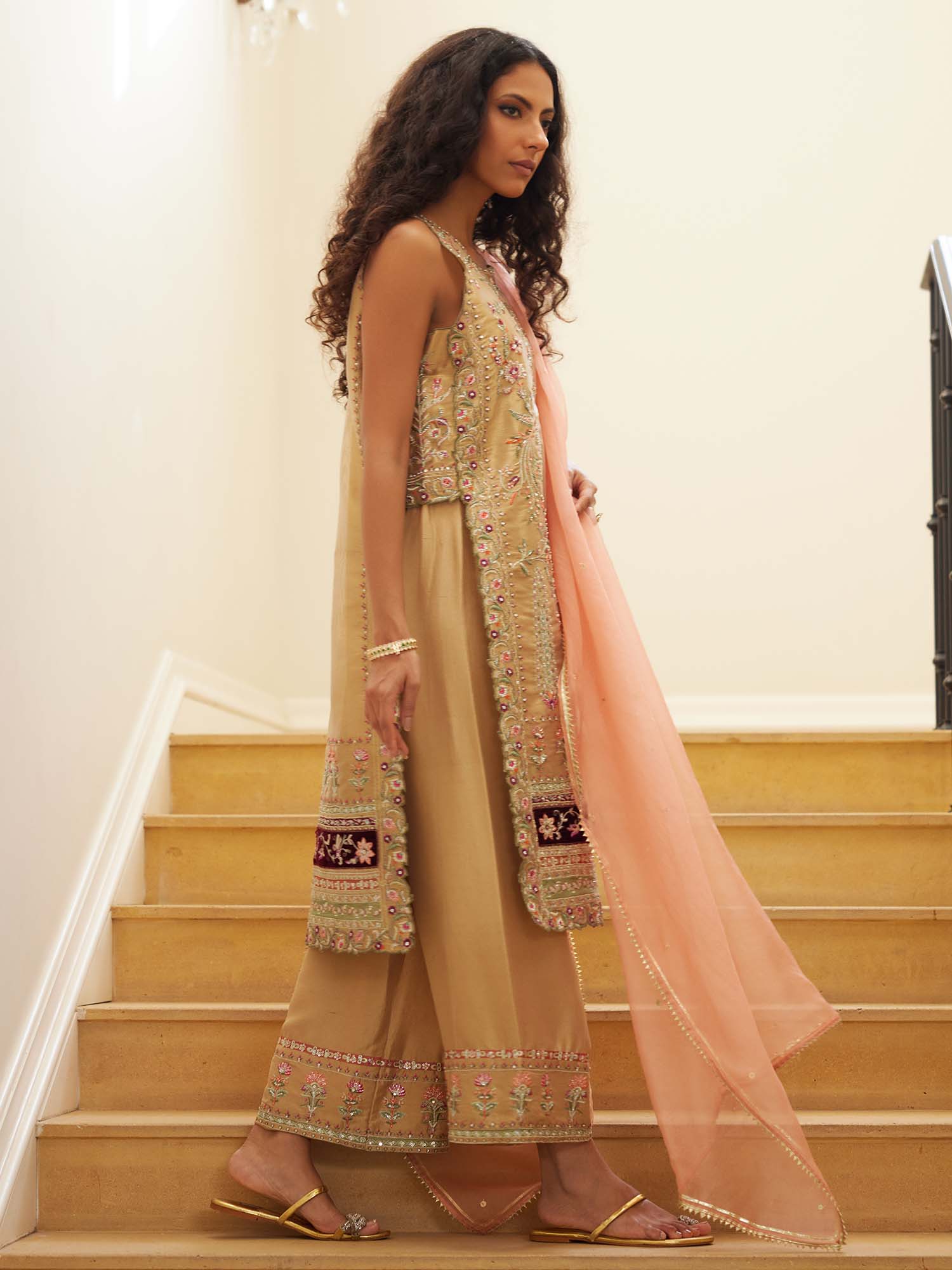 BUNDI, IZAAR & DUPATTA - Image 3
