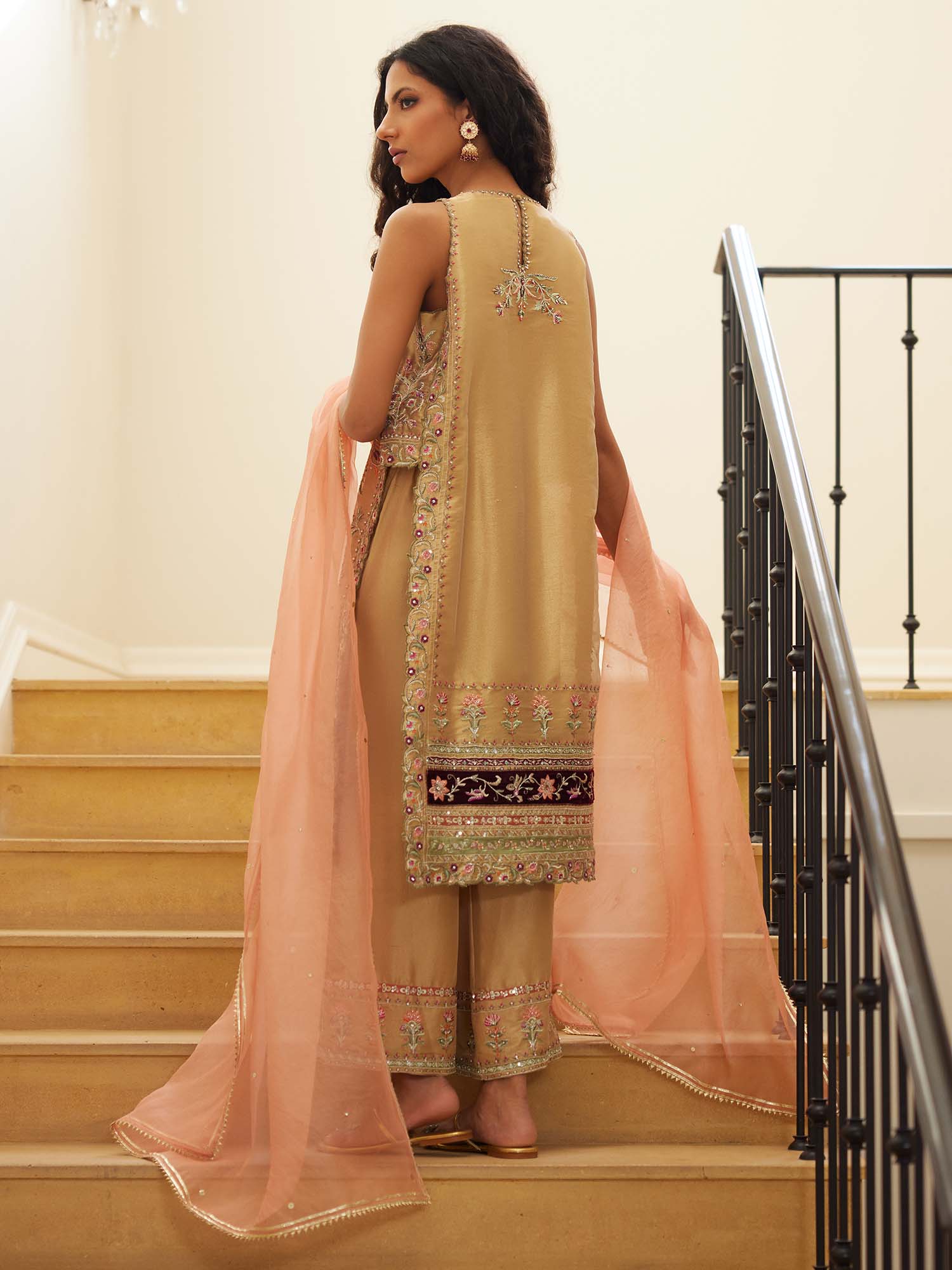 BUNDI, IZAAR & DUPATTA - Image 4