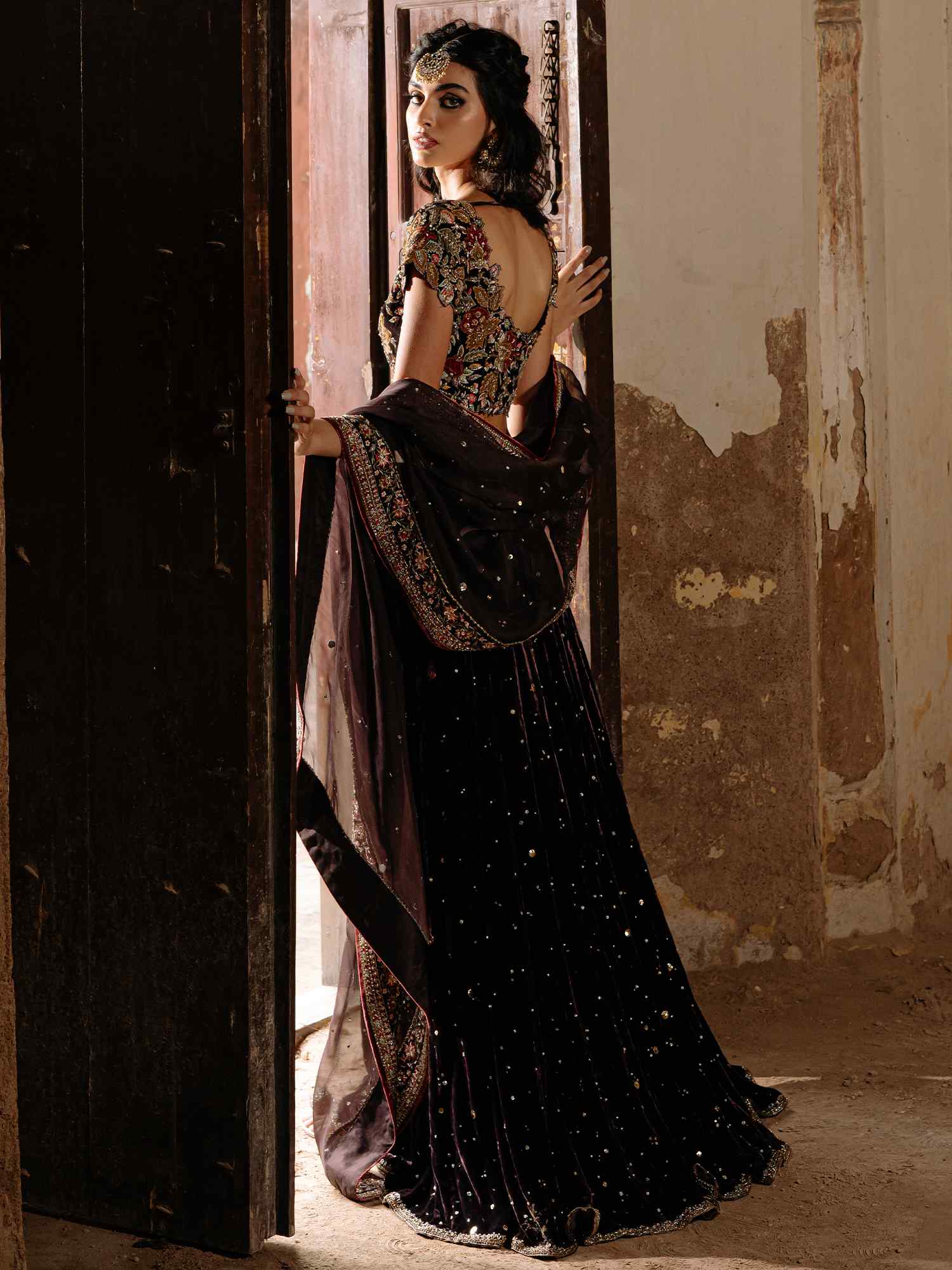 BLOUSE, LEHENGA & DUPATTA - Image 3