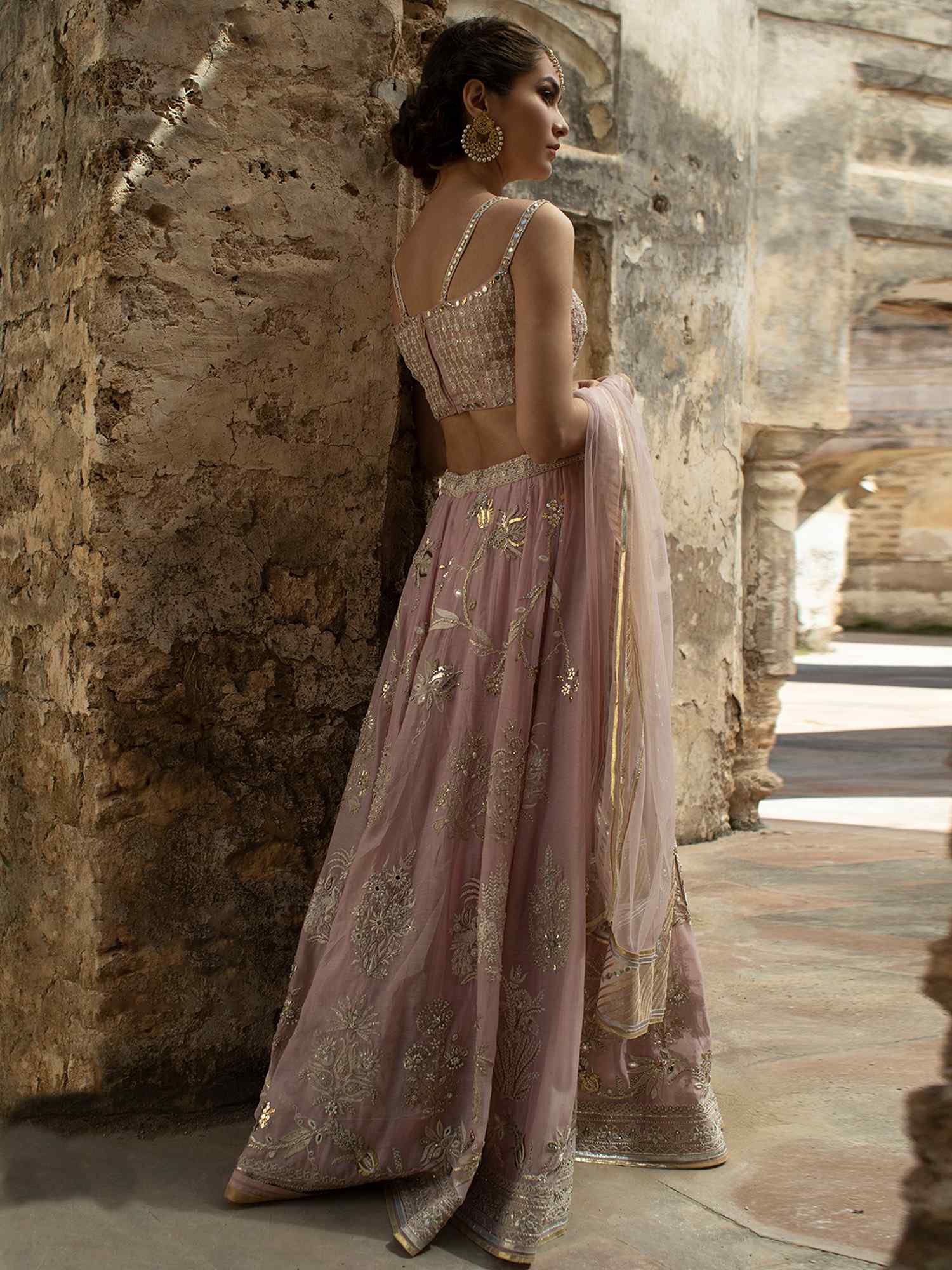 BLOUSE, LEHENGA & DUPATTA - Image 4