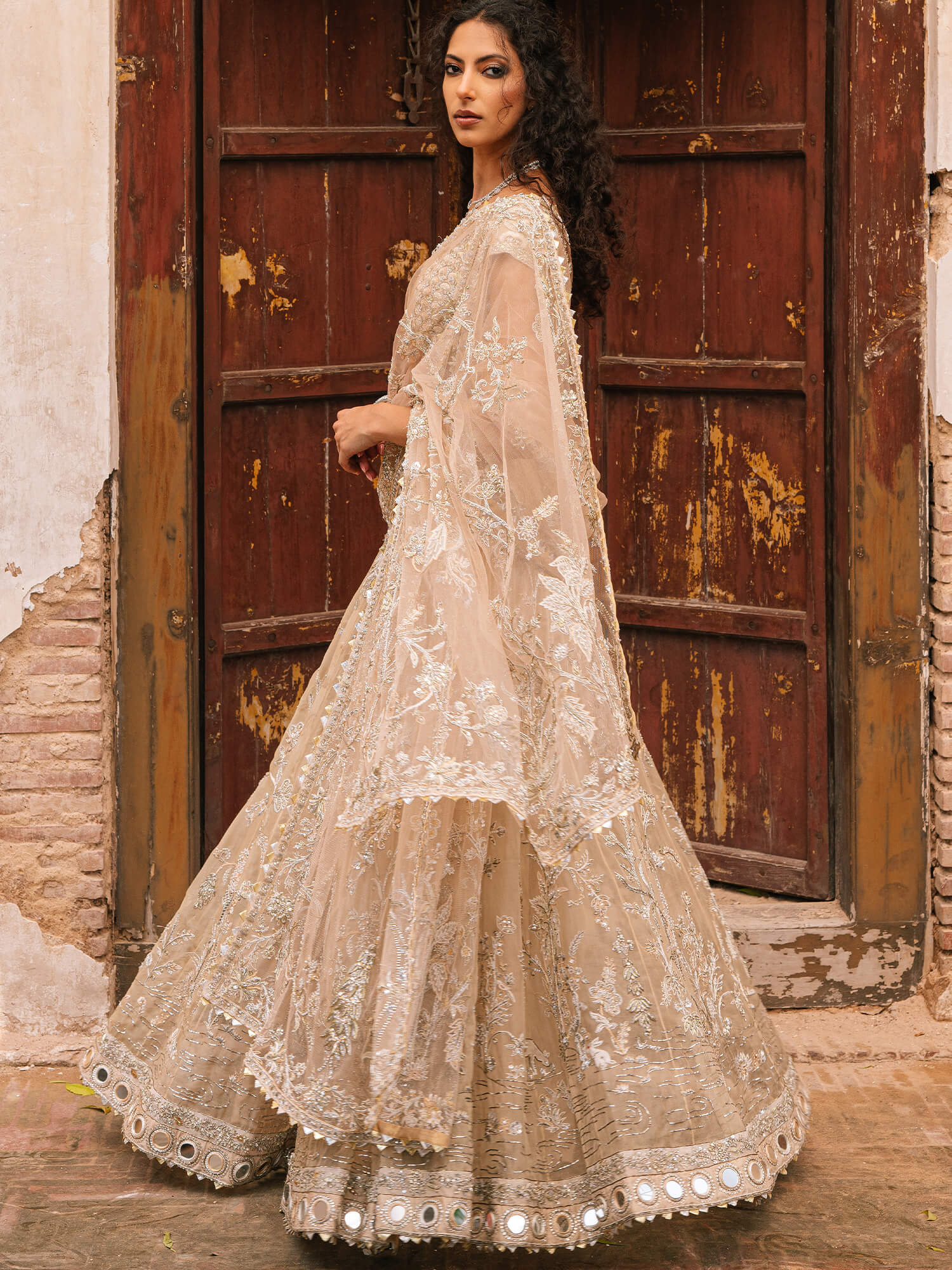 BLOUSE, LEHENGA & DUPATTA - Image 3