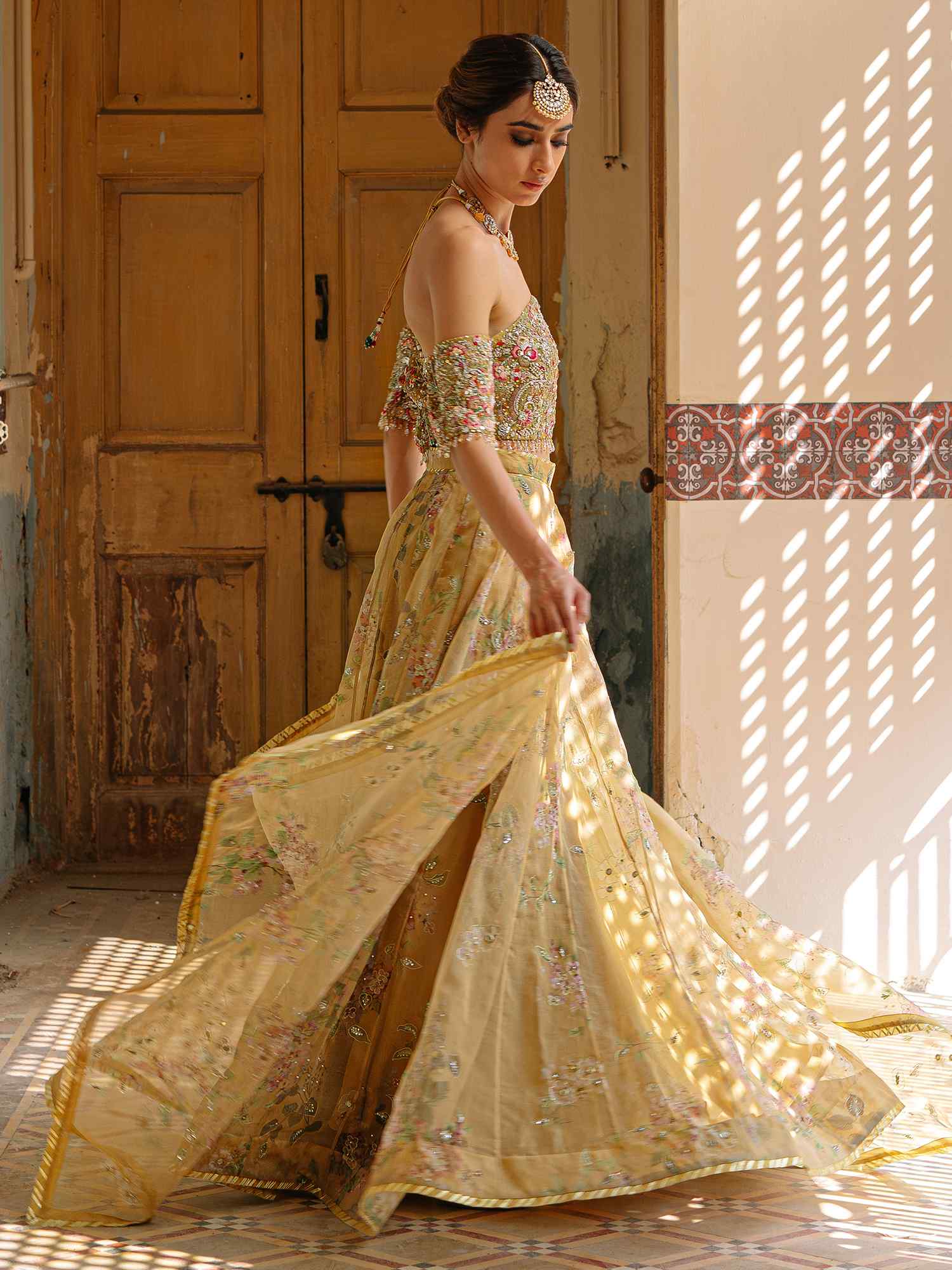 BLOUSE, LEHENGA & DUPATTA - Image 4