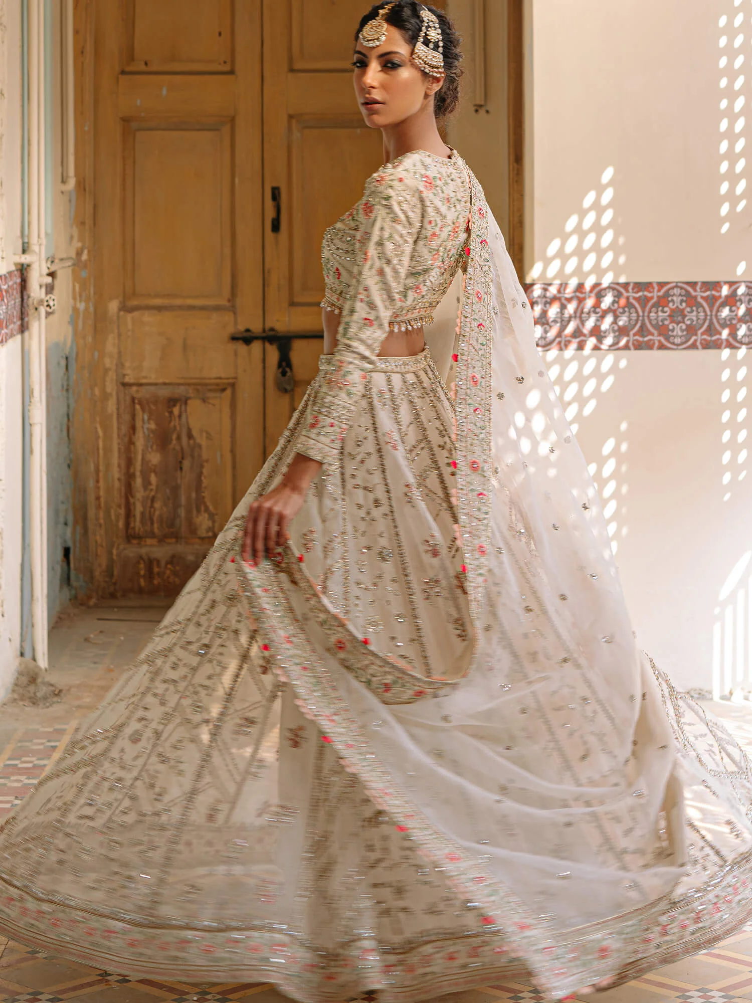 BLOUSE, LEHENGA & DUPATTA - Image 4