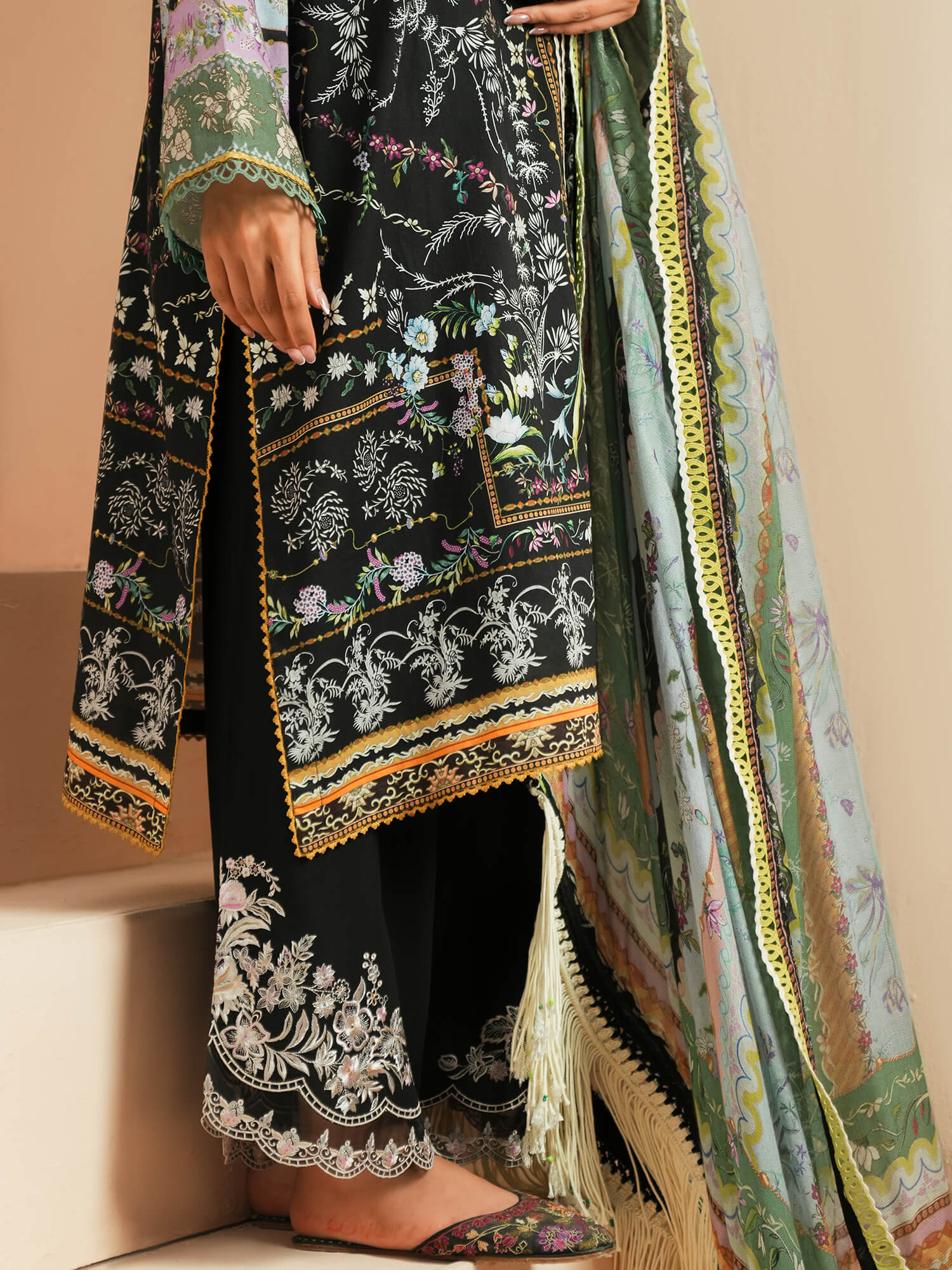 FARAH - Image 2
