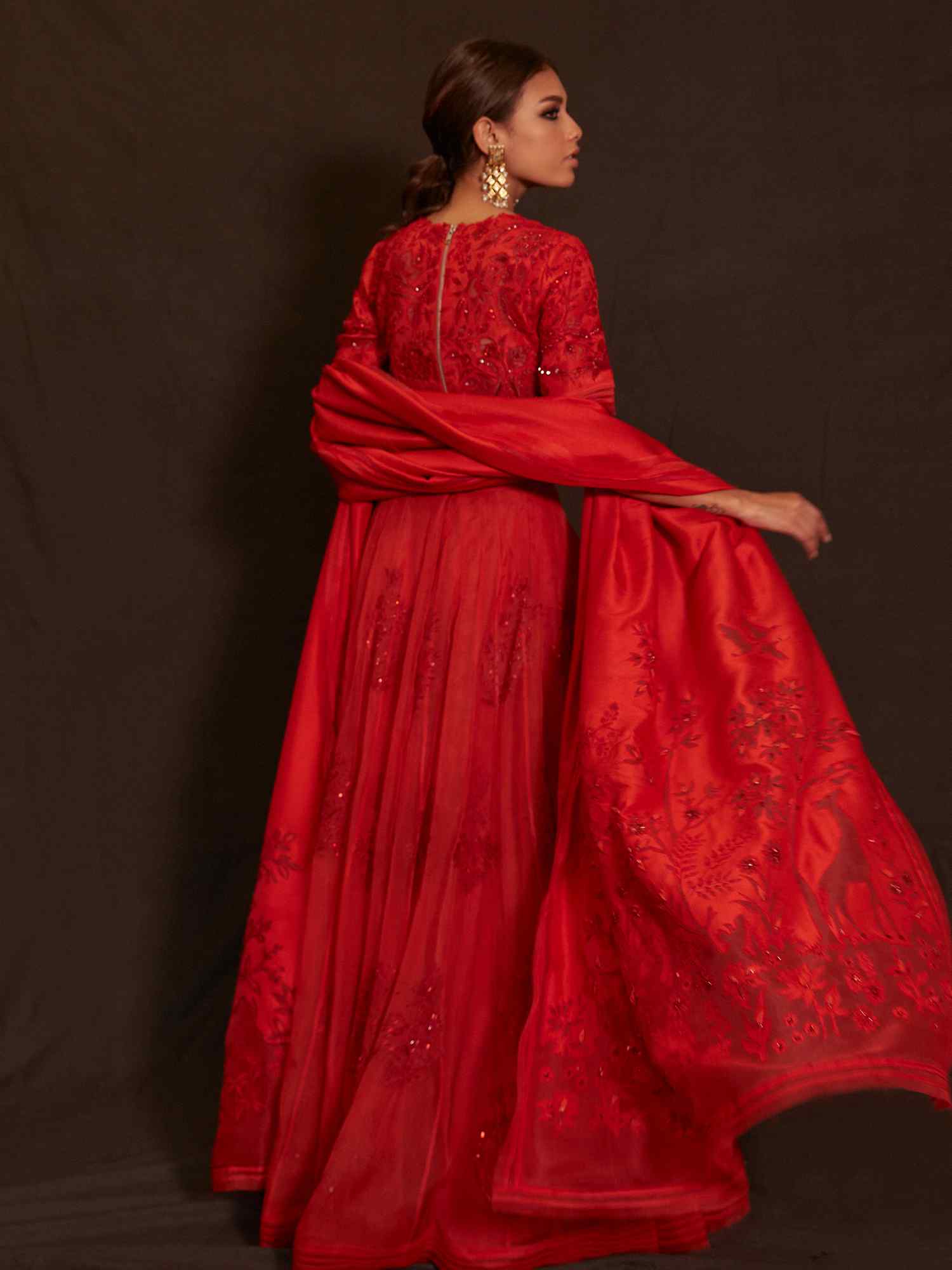 BLOUSE, LEHENGA & DUPATTA - Image 3