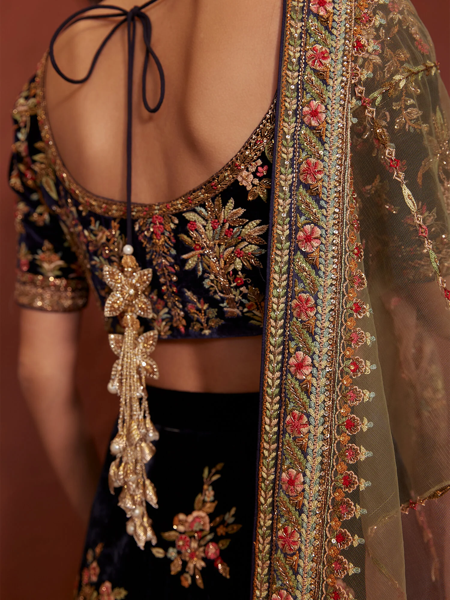 BLOUSE, LEHENGA & DUPATTA - Image 3