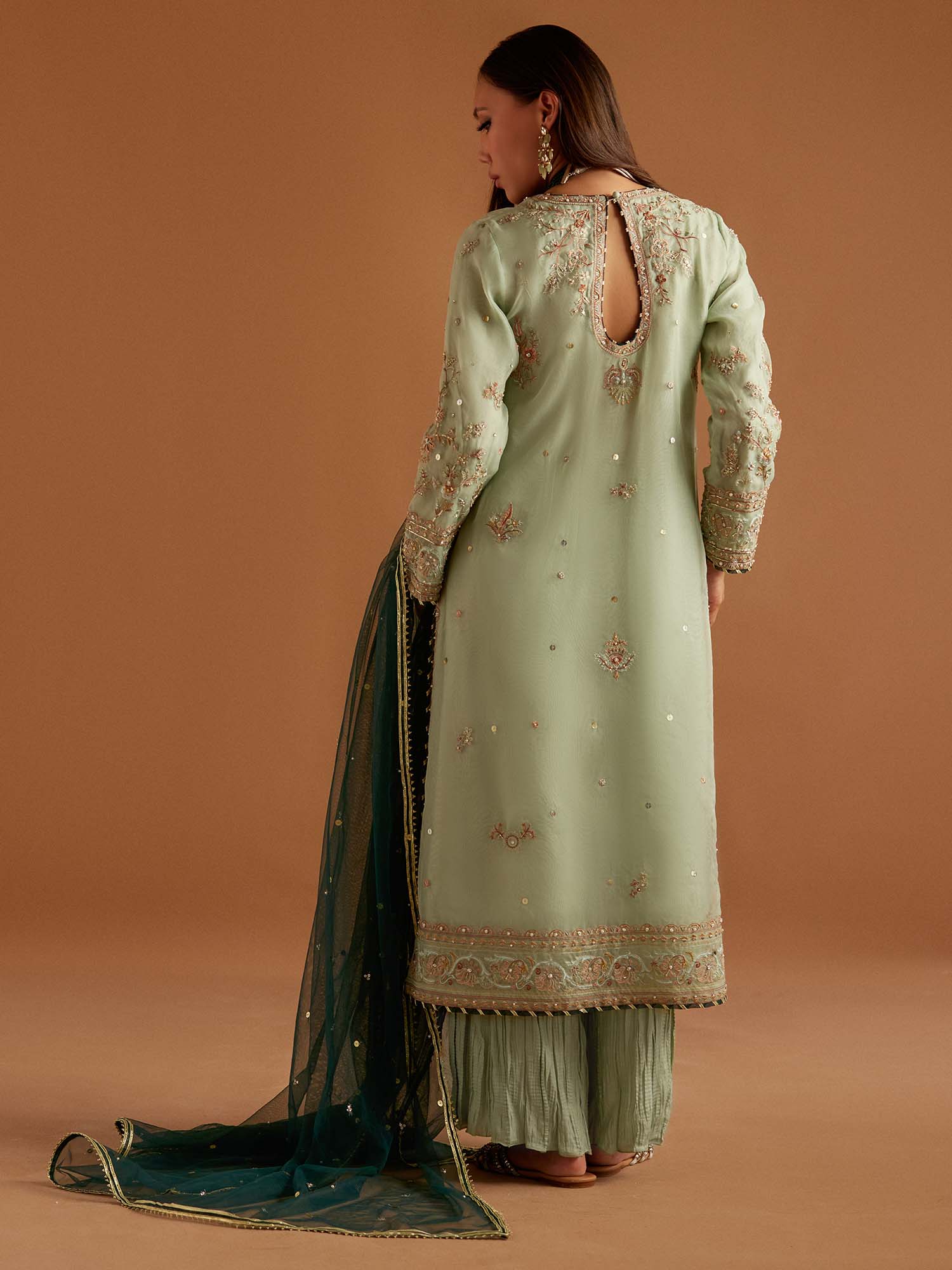 NATASHA, CRUSHED IZAAR & DUPATTA - Image 4
