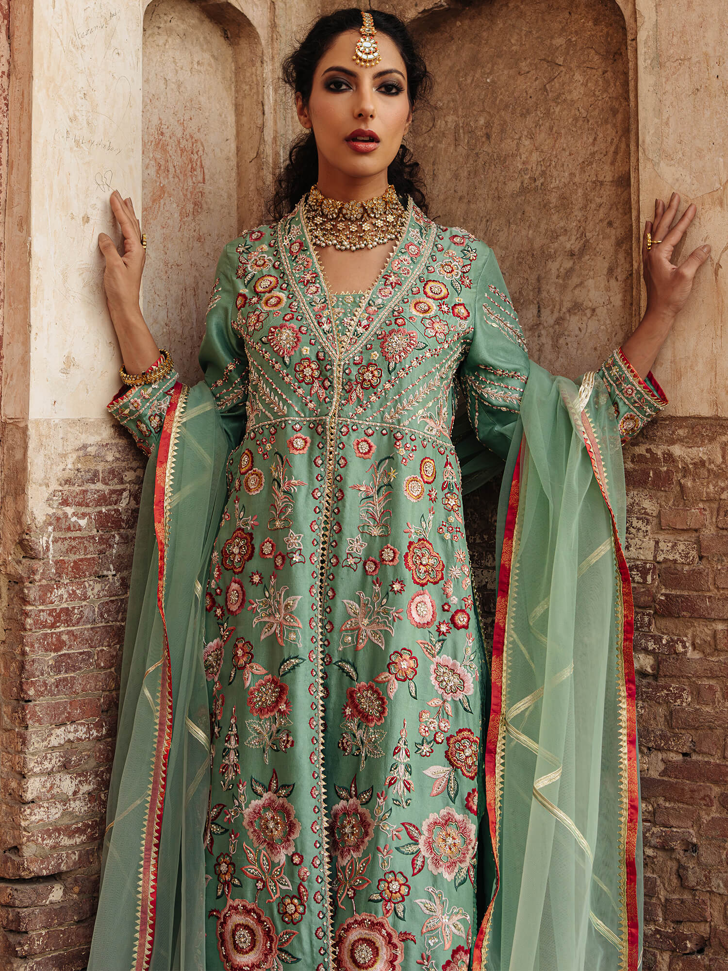 NAYAB, CRUSHED SHARARA & DUPATTA - Image 2