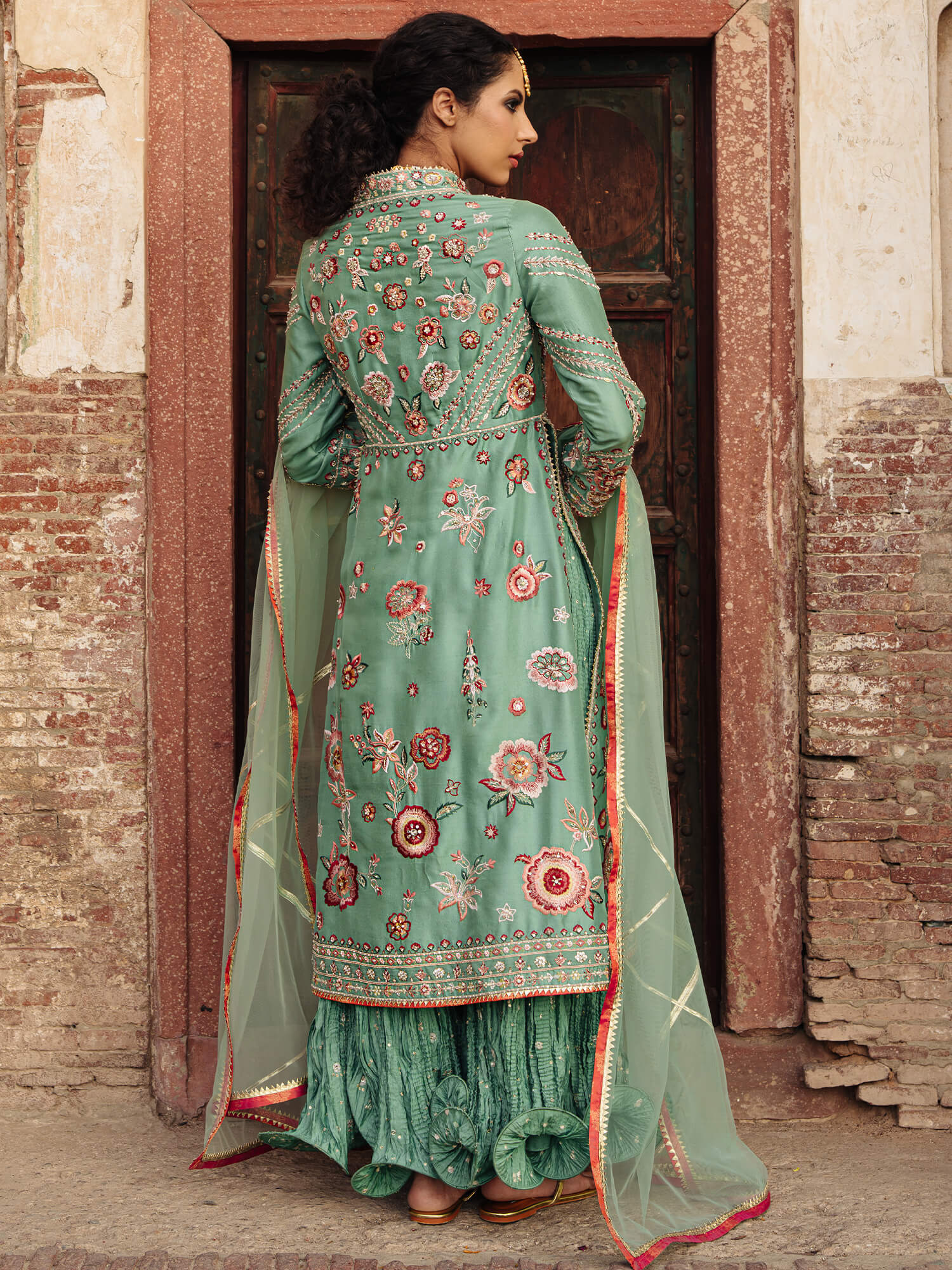 NAYAB, CRUSHED SHARARA & DUPATTA - Image 4