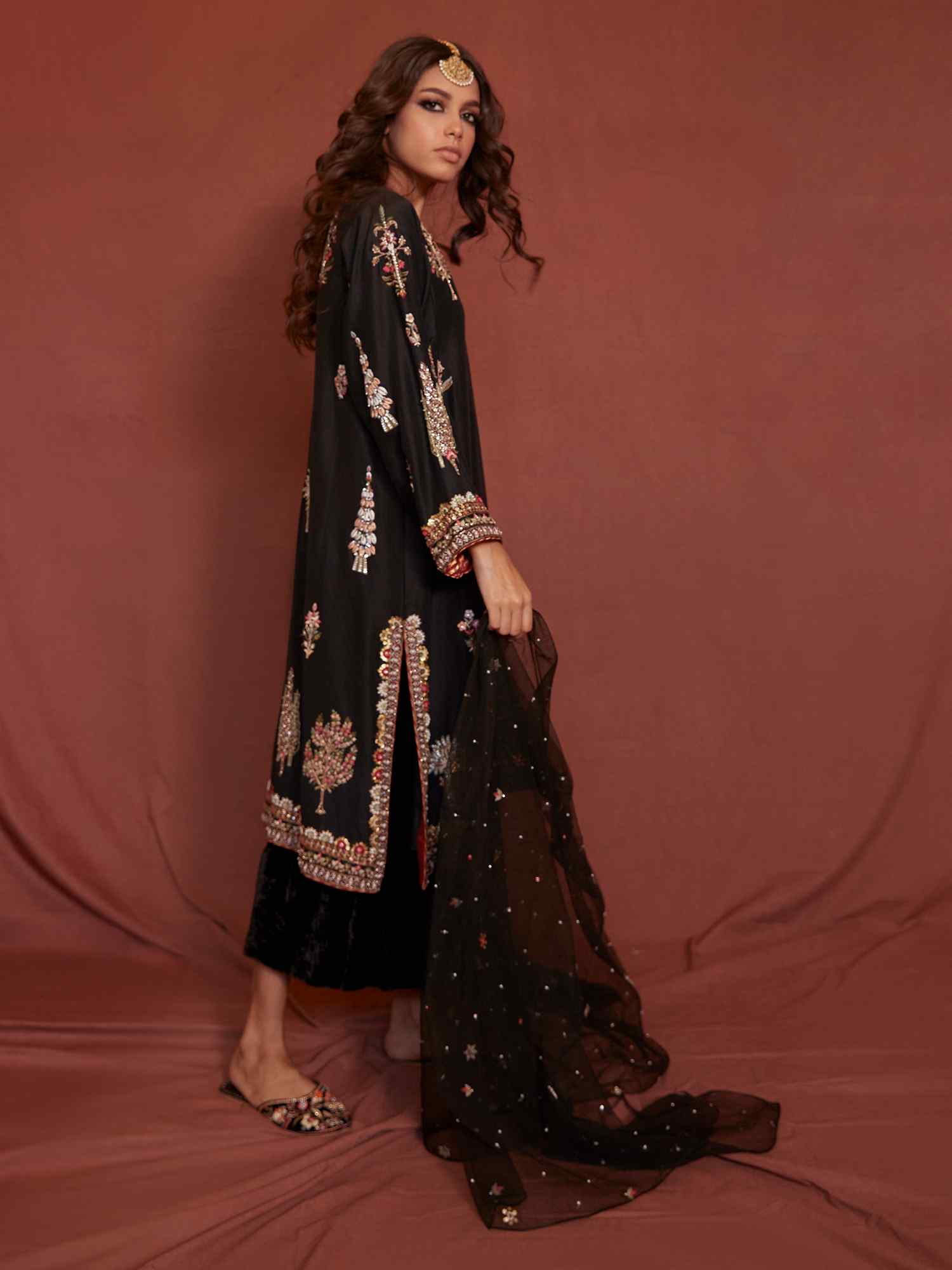 NIMR, CULOTTES & DUPATTA - Image 3