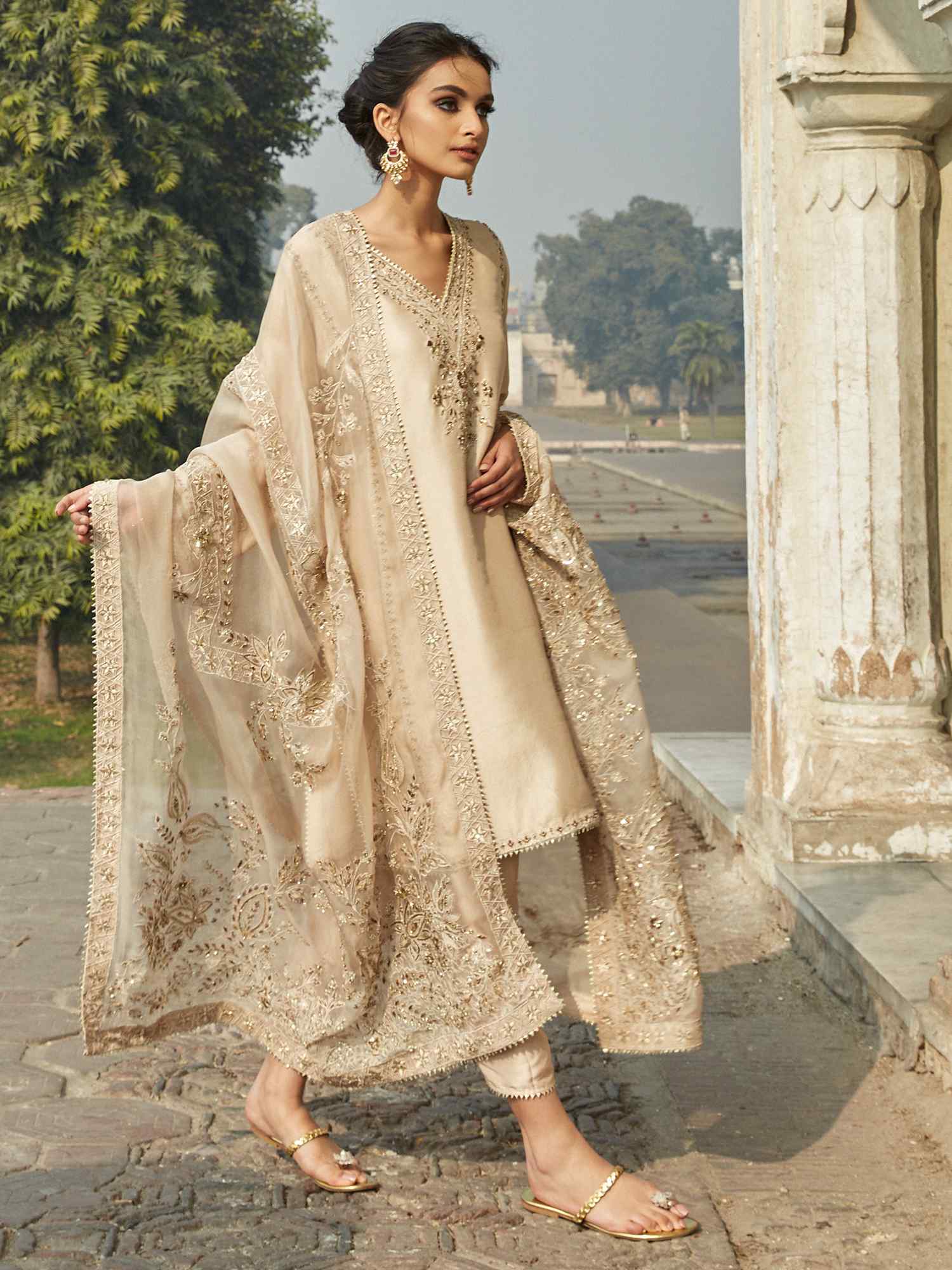 NIMR, SKINNY SHALWAR & DUPATTA - Image 4