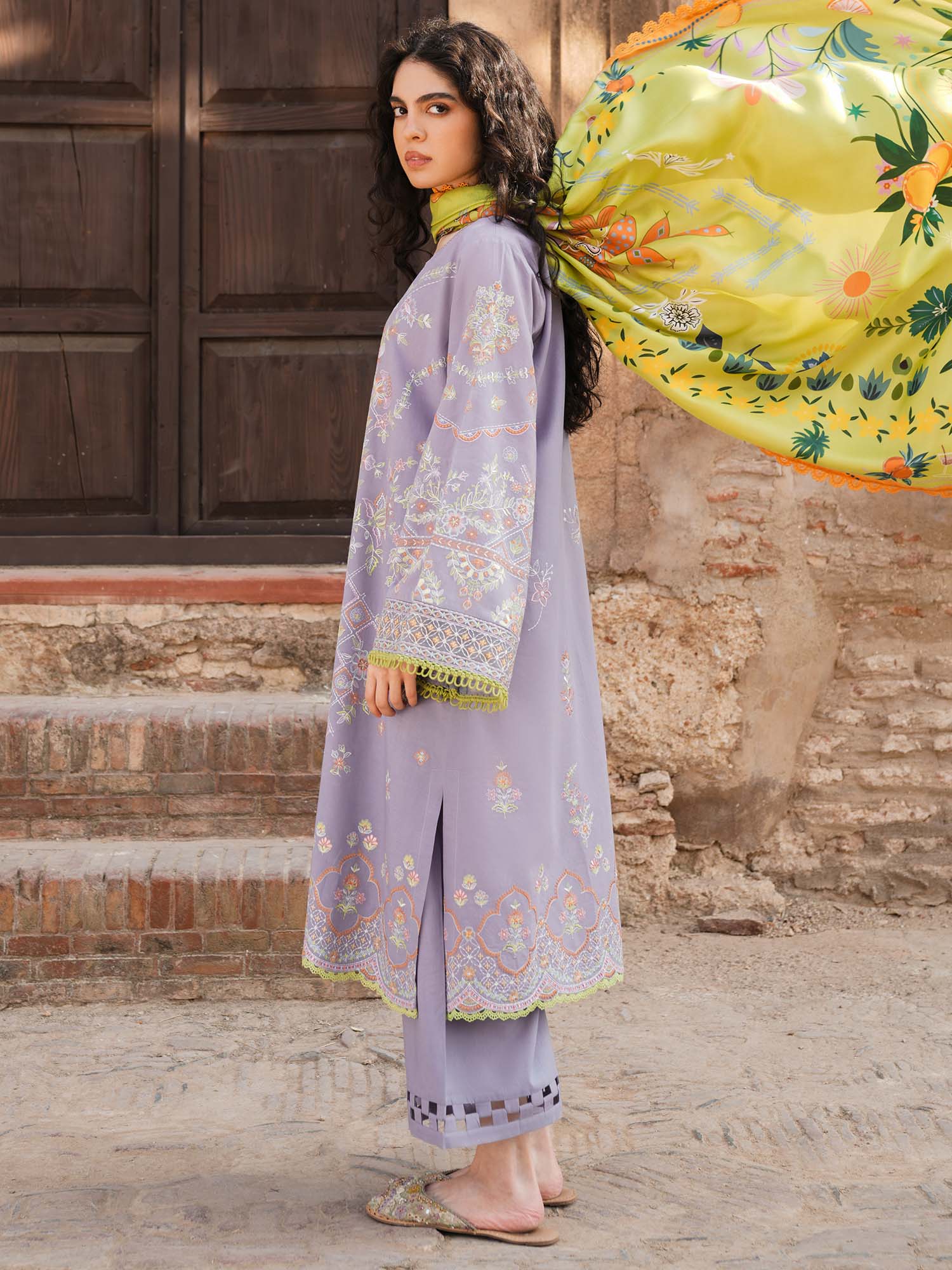 NURA - Image 3