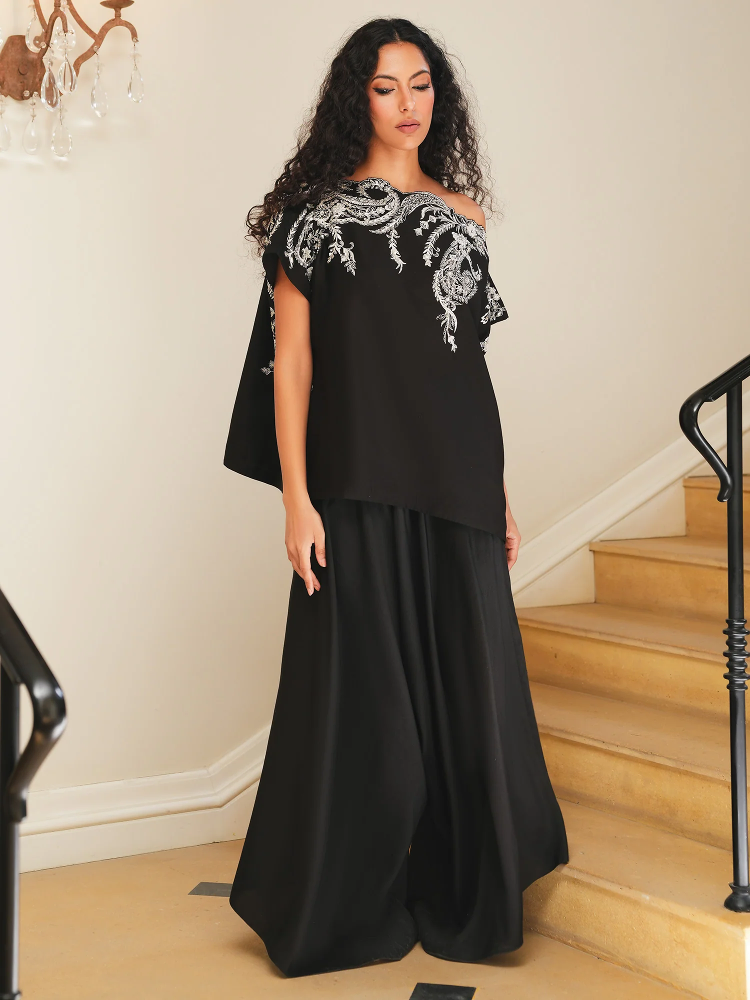 OFF SHOULDER & PANTS - Image 3