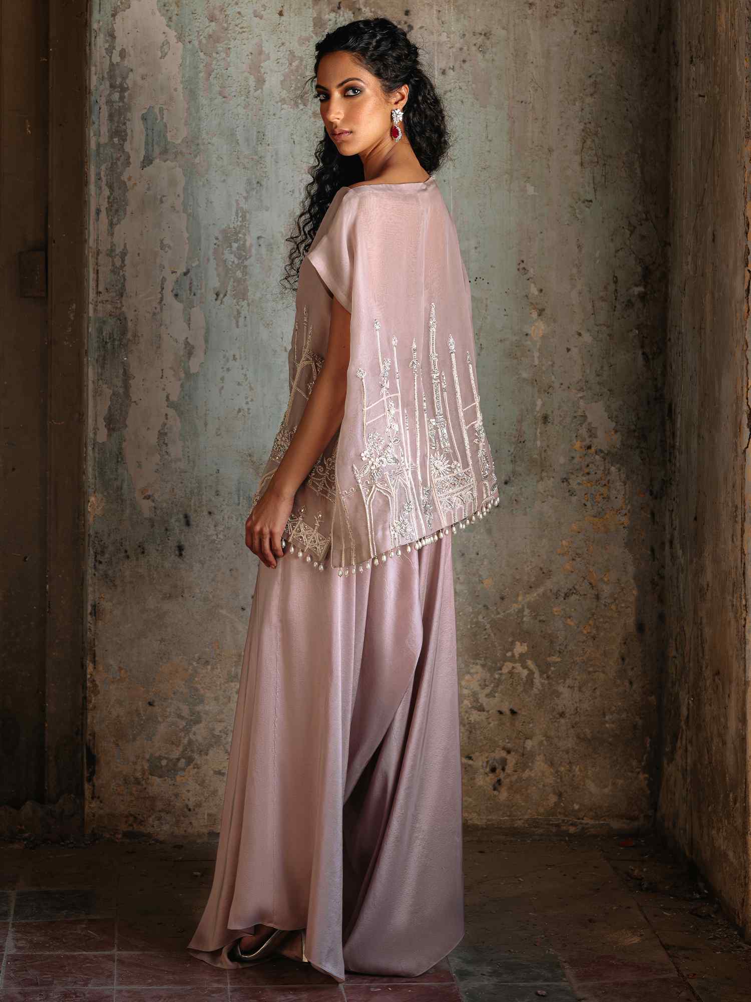 OFF SHOULDER & PANTS - Image 4