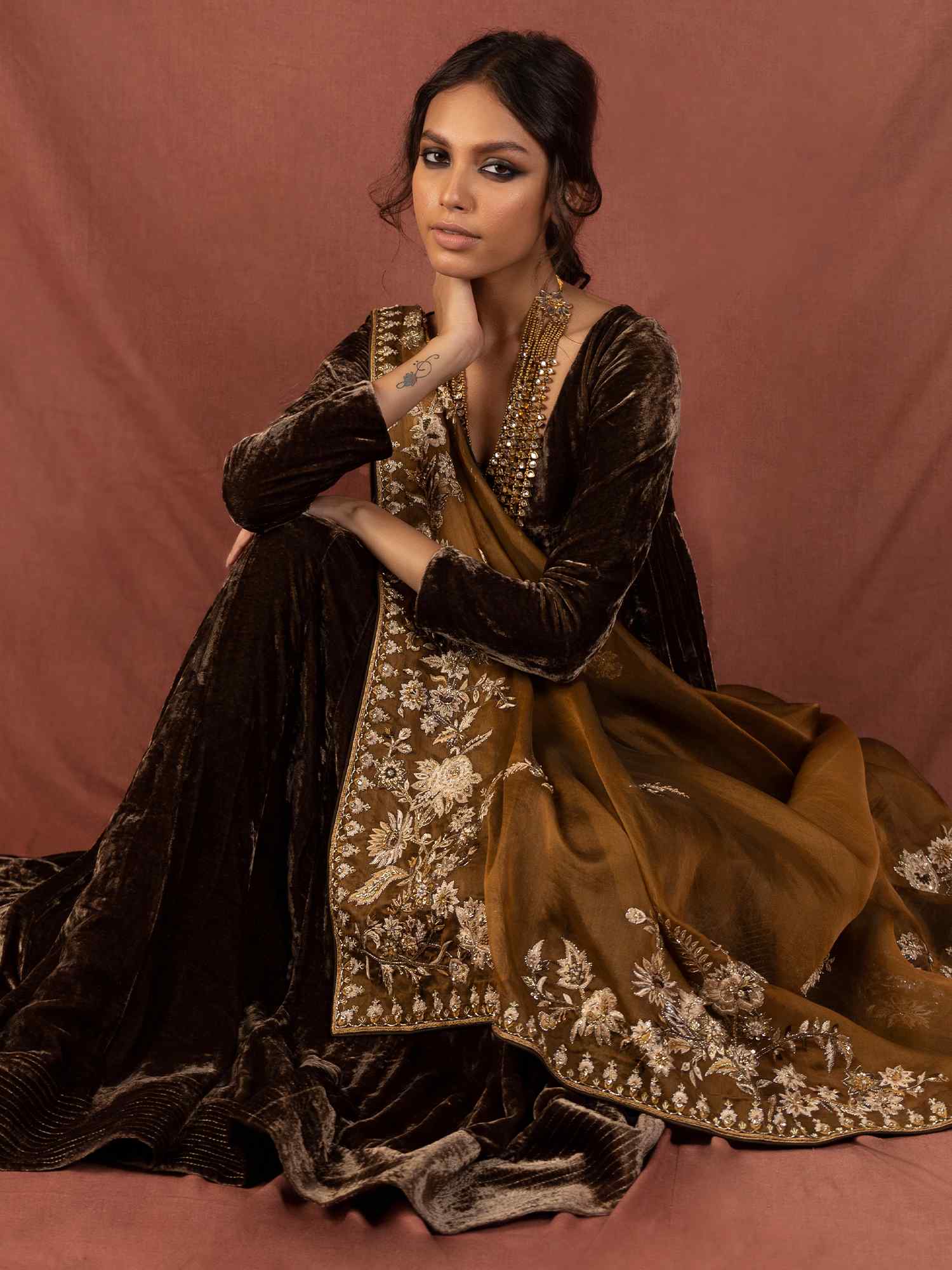 PESHWAS, DRAPED DUPATTA & CHURIDAR - Image 3