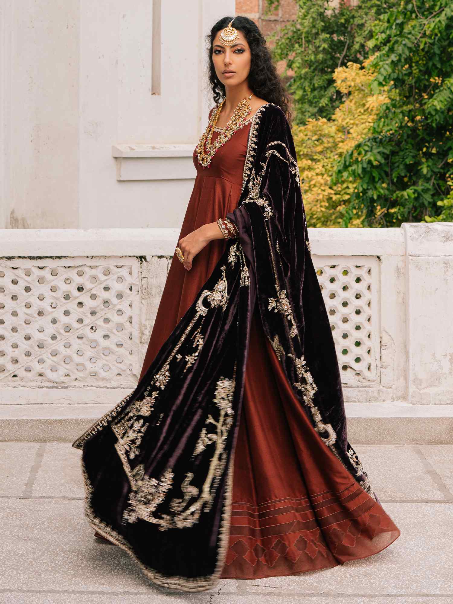 PESHWAS, LEHENGA & SHAWL - Image 4