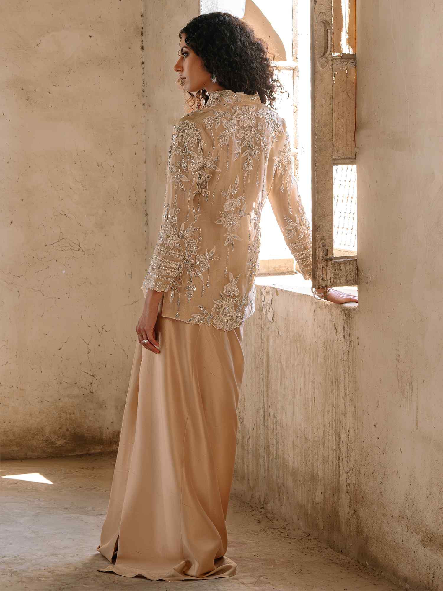 RANI JACKET, BLOUSE & SARI SKIRT - Image 4