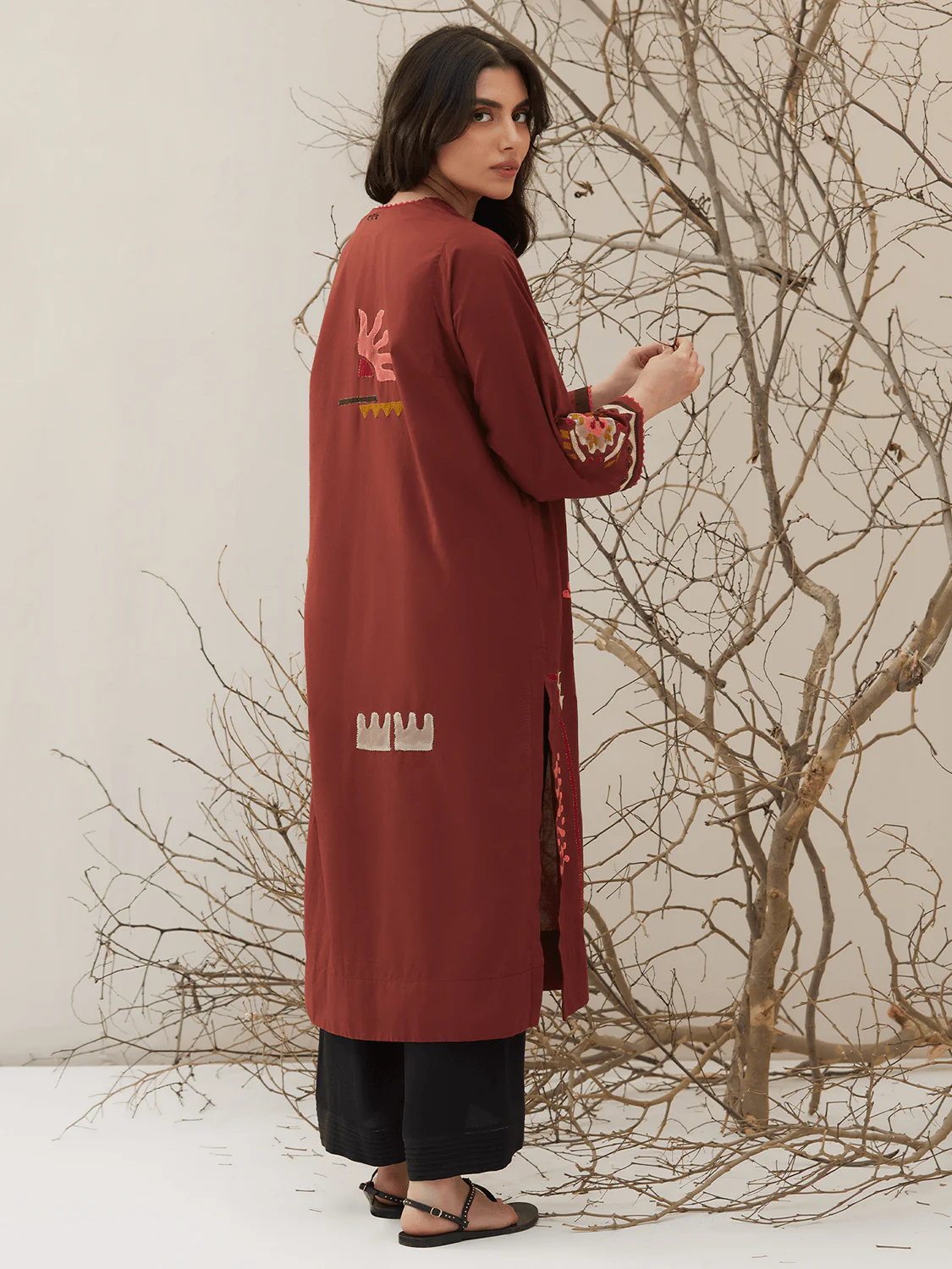 RAYA - Image 4