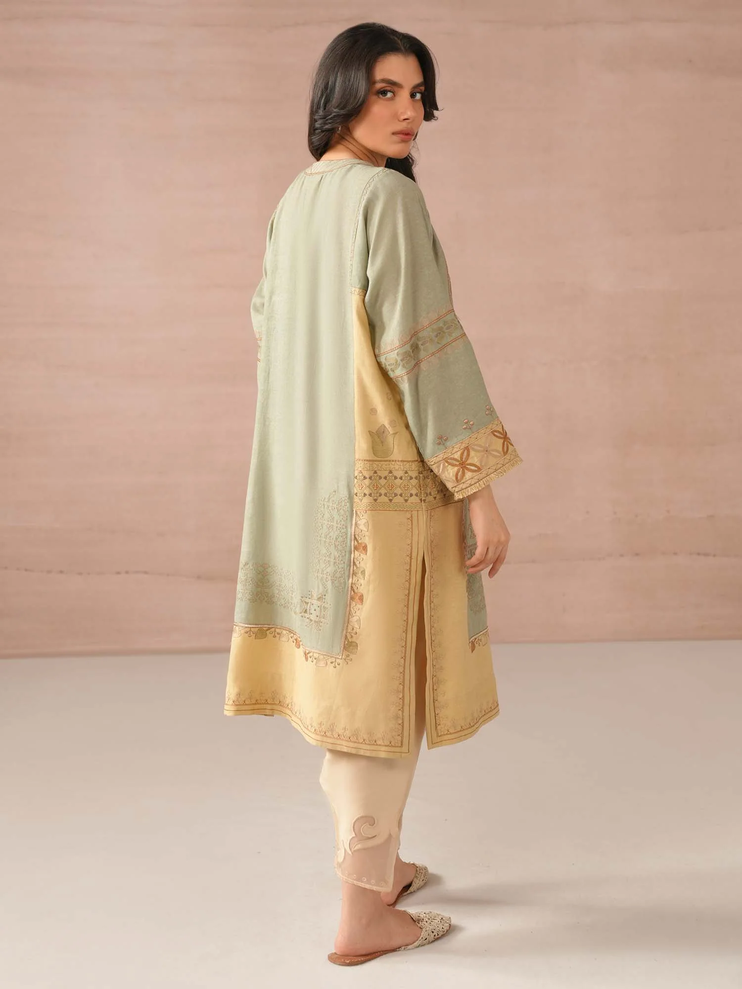 RAYA - Image 4