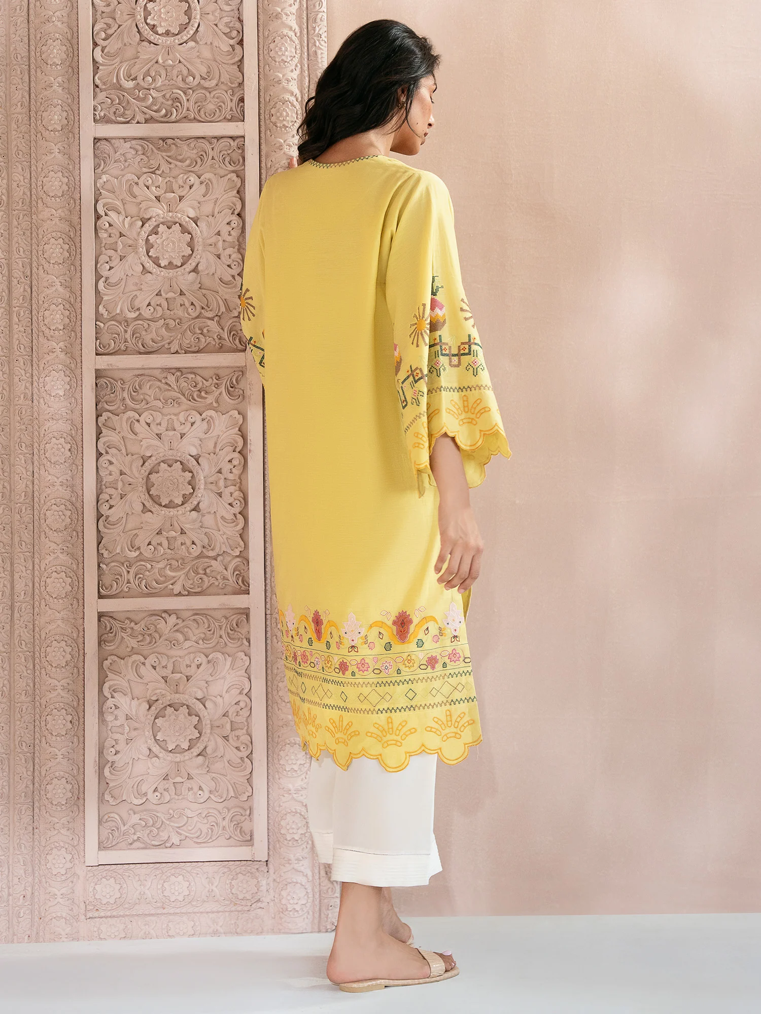 RAYA - Image 4