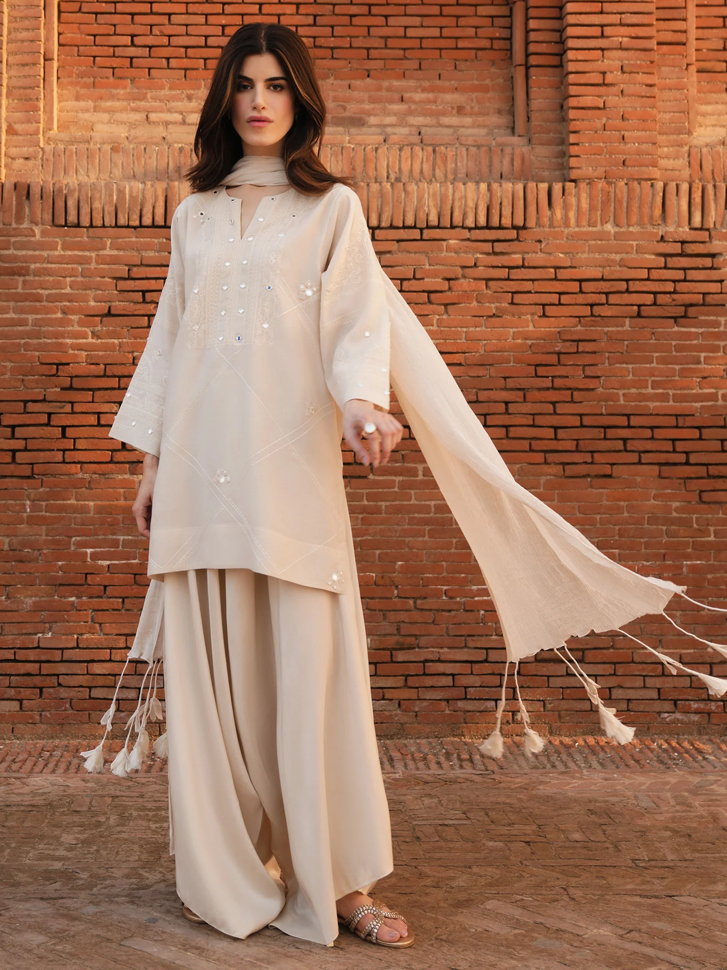 RAYA, PANTS & DUPATTA