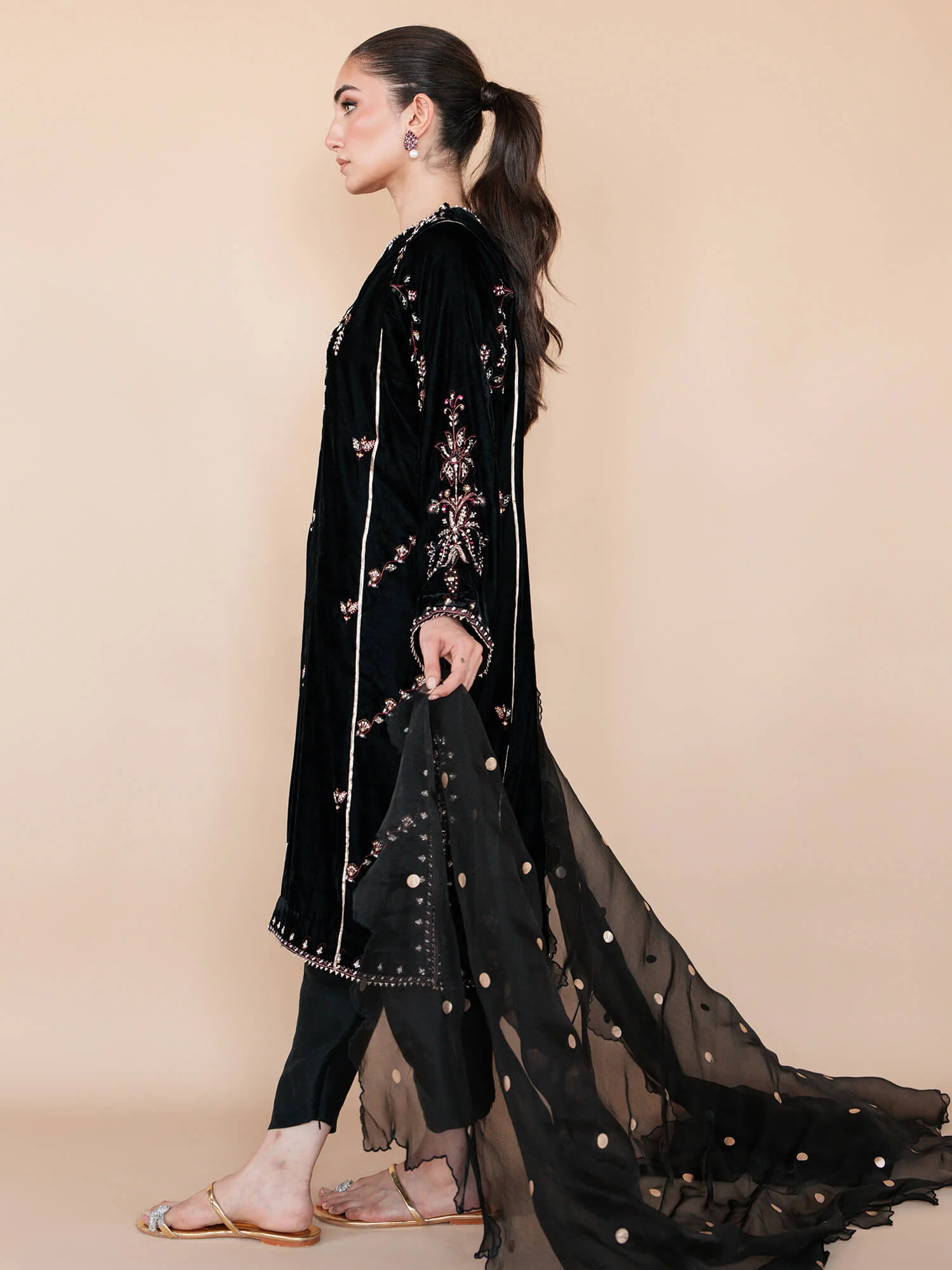 RAYA, SKINNY SHALWAR & DUPATTA - Image 3