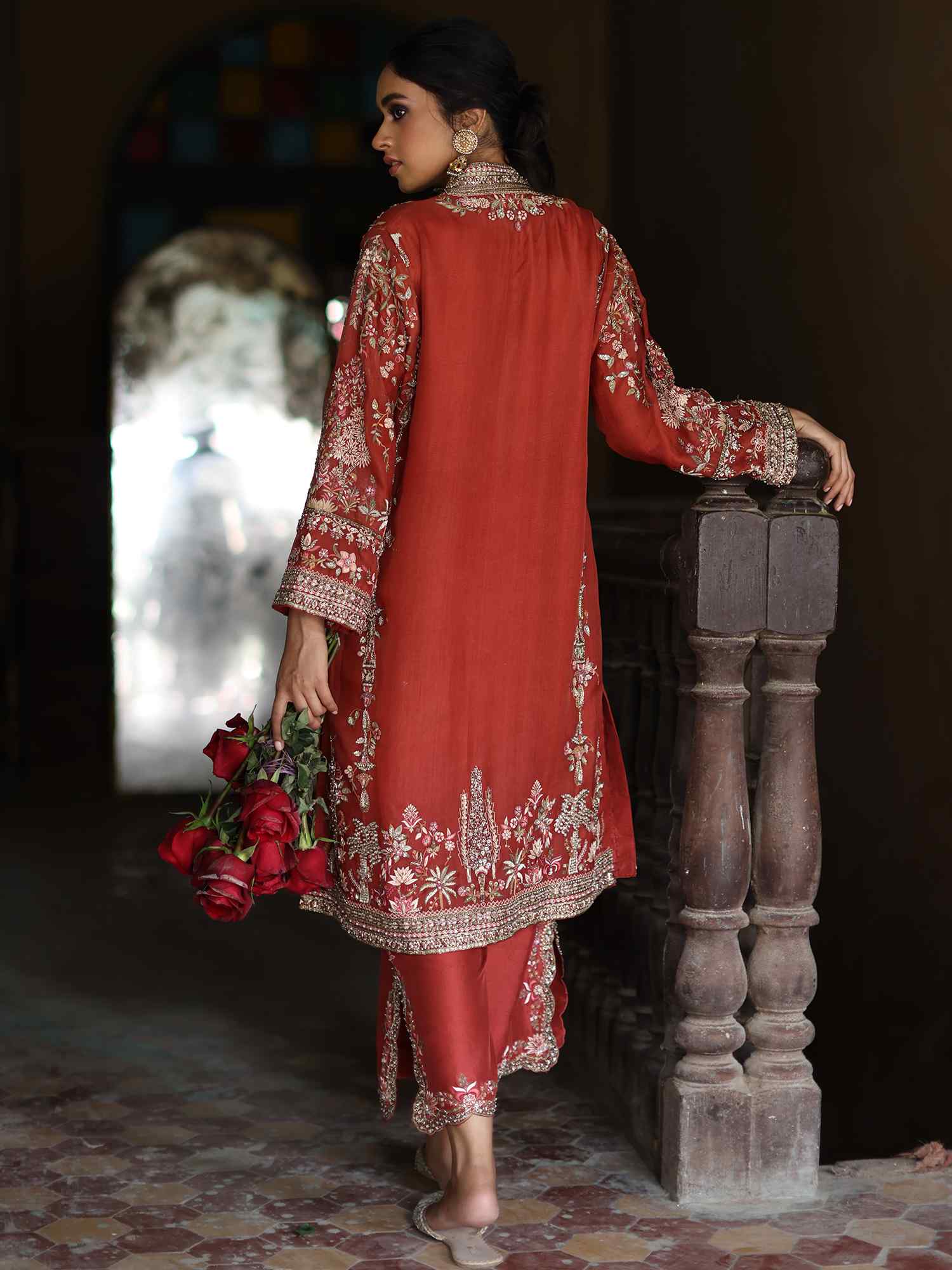 SANAM & IZAAR - Image 2