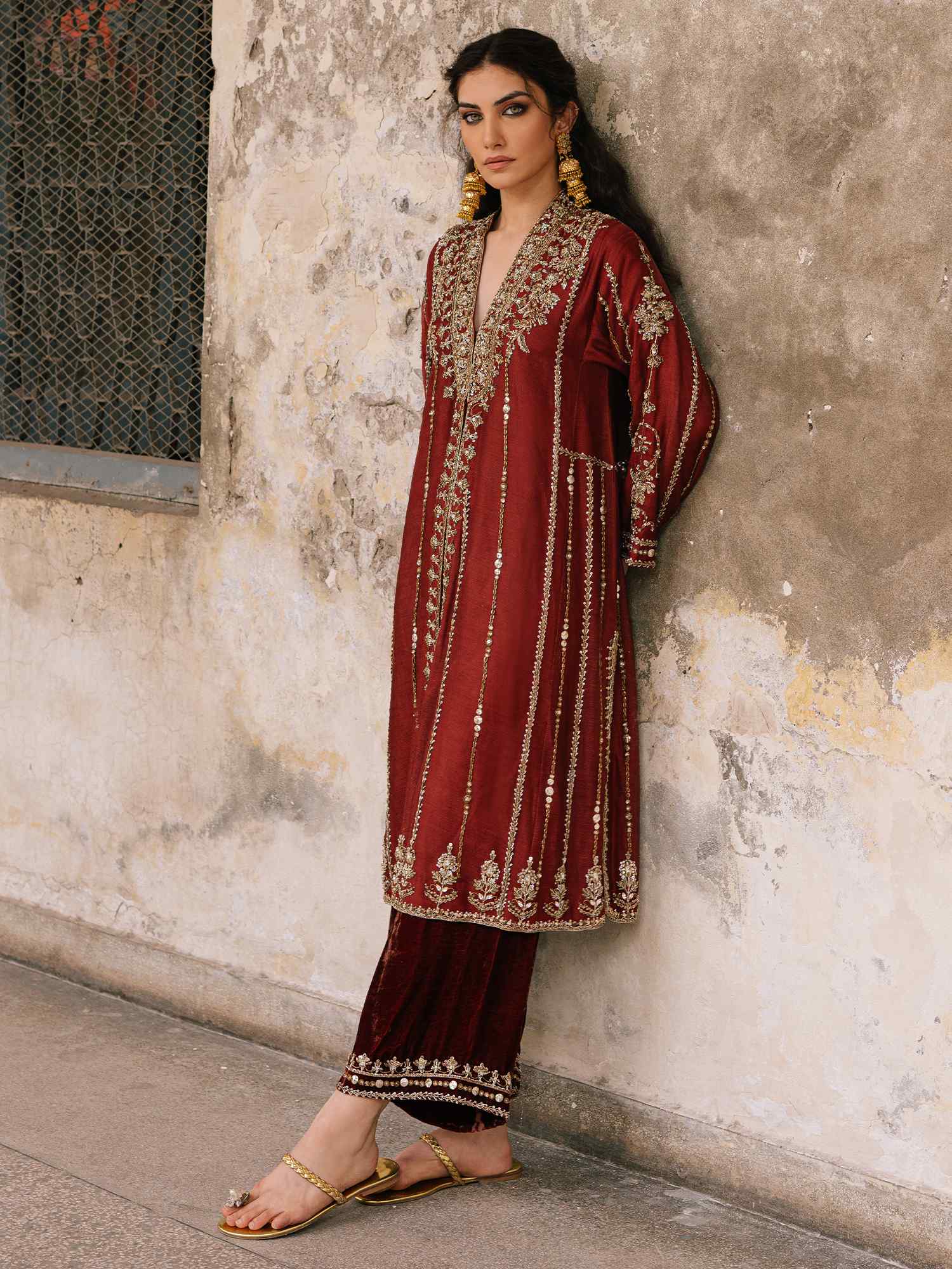SANAM & IZAAR - Image 3