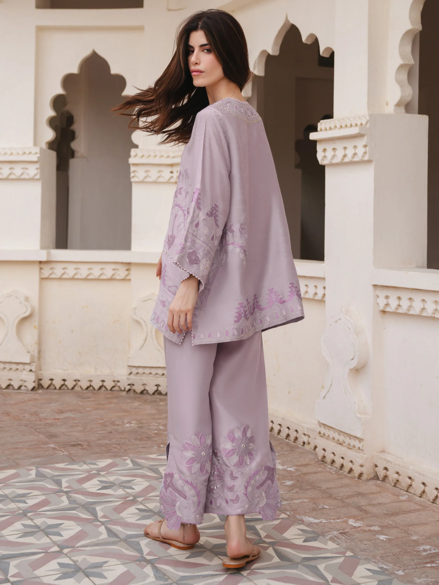SICILY & IZAAR - Image 4