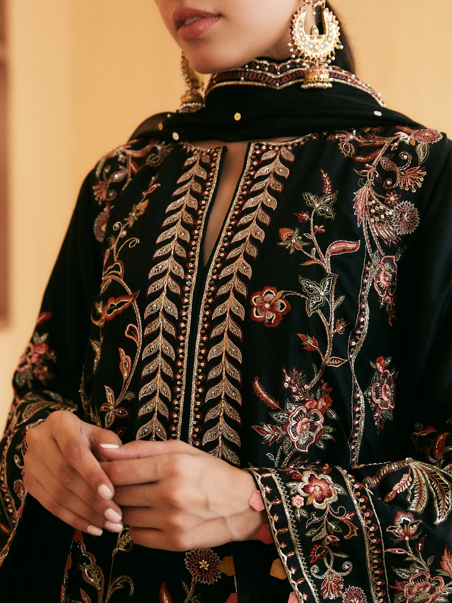 SICILY, IZAAR & DUPATTA - Image 2