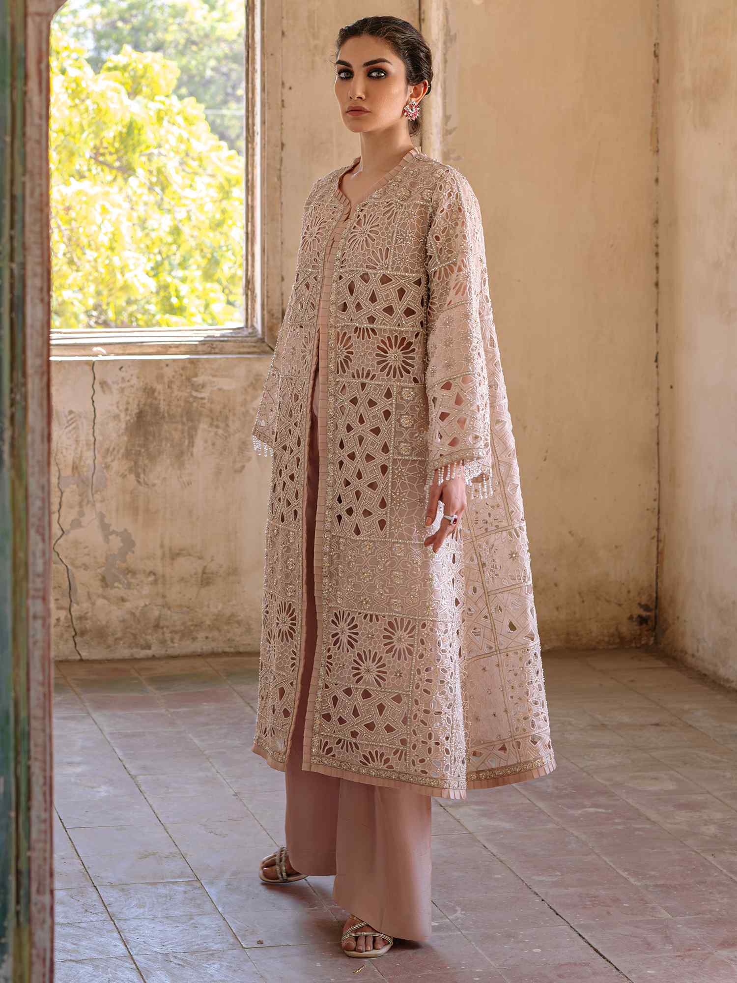 SICILY, BLOUSE & TROUSERS - Image 3