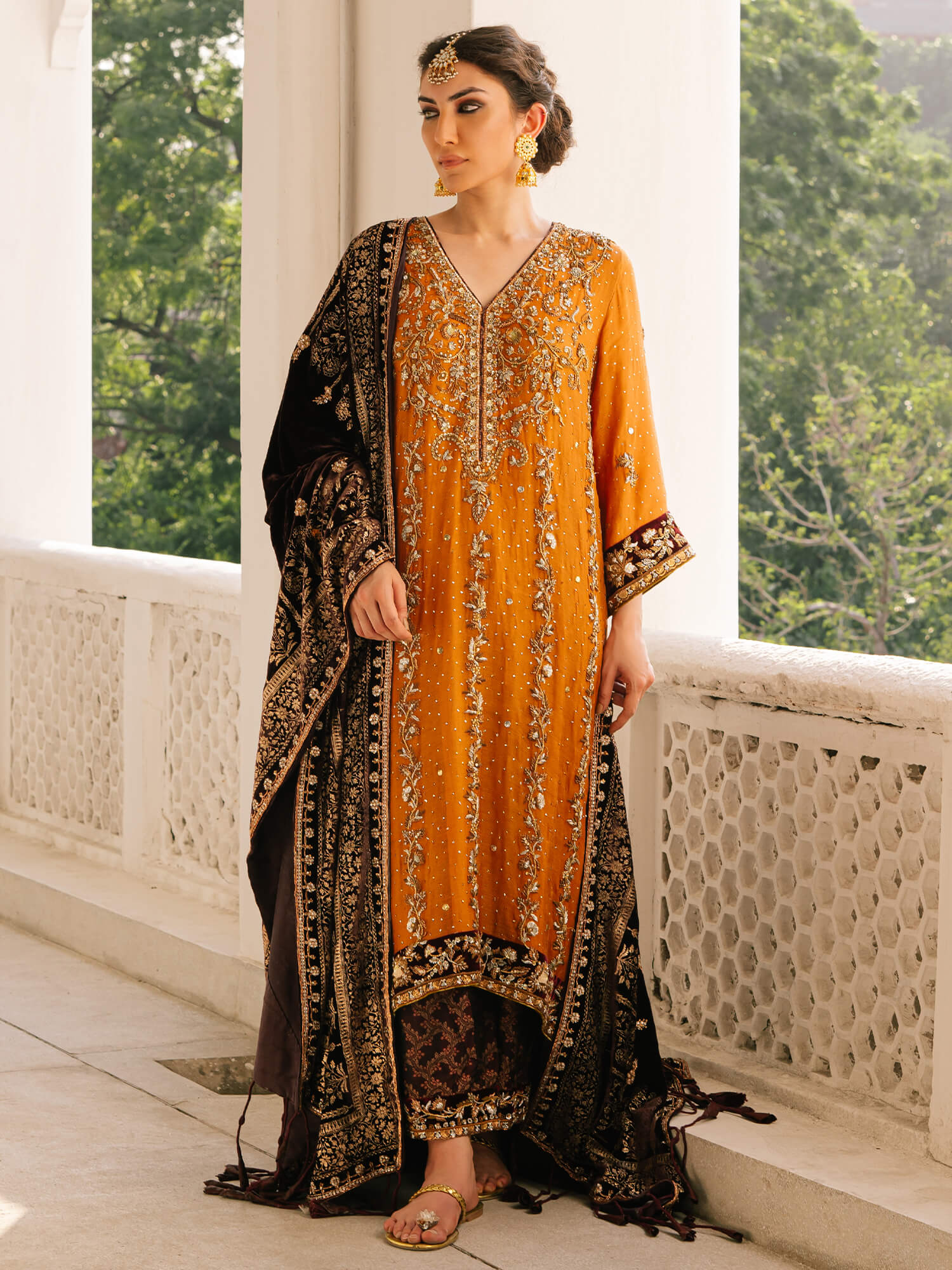 SICILY, IZAAR & SHAWL - Image 4