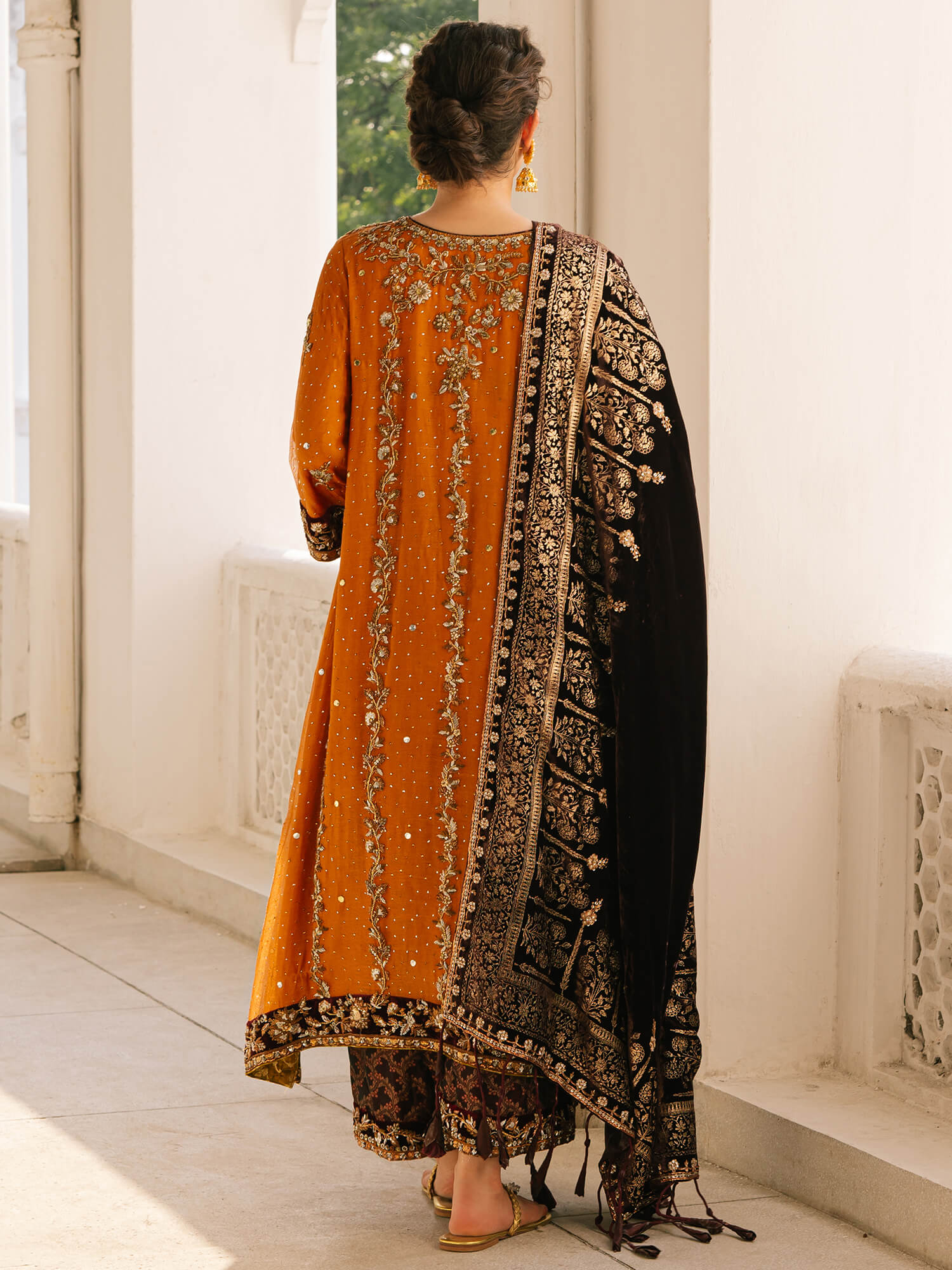 SICILY, IZAAR & SHAWL - Image 5