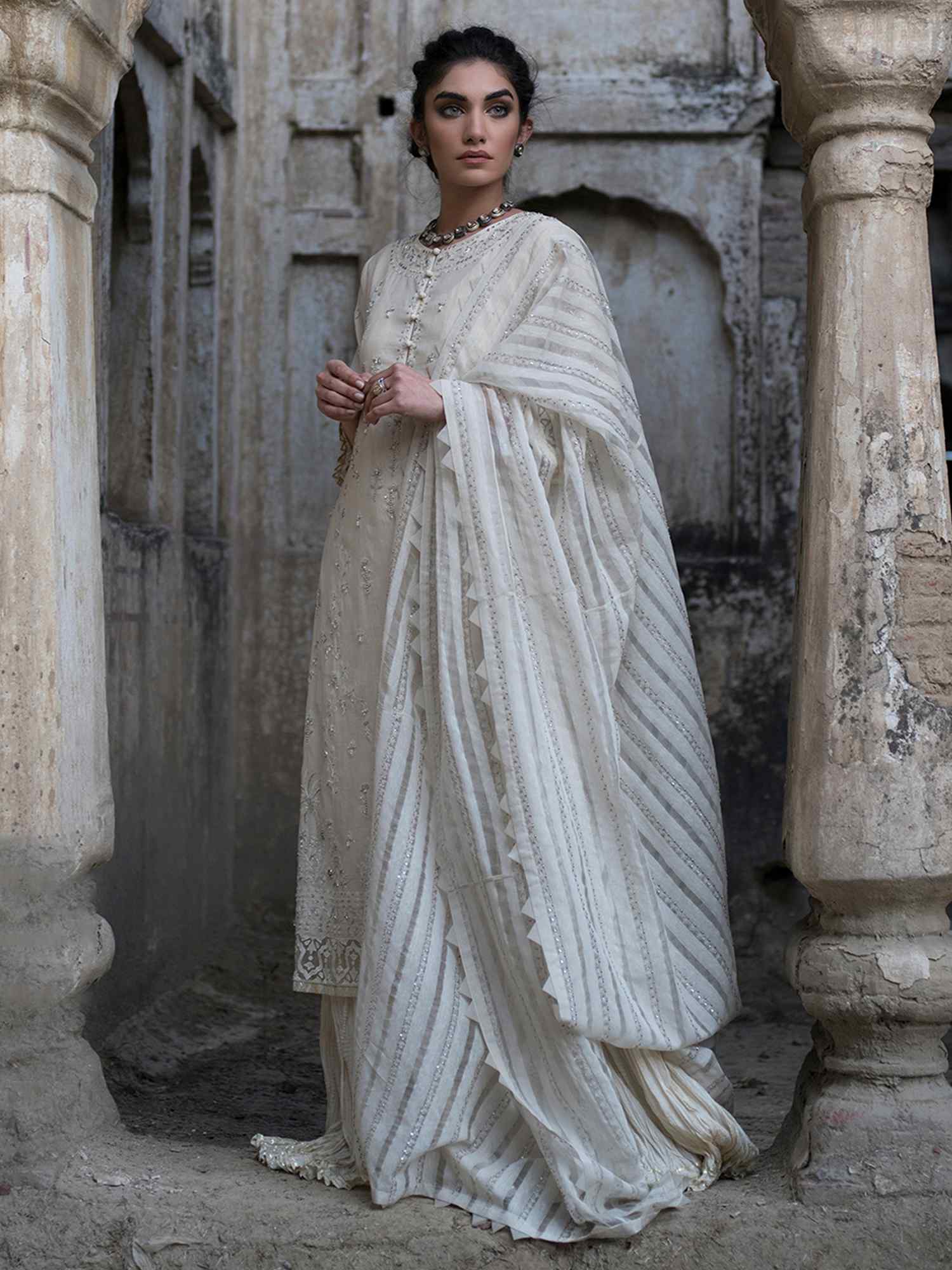 SIDE SLIT - Image 3