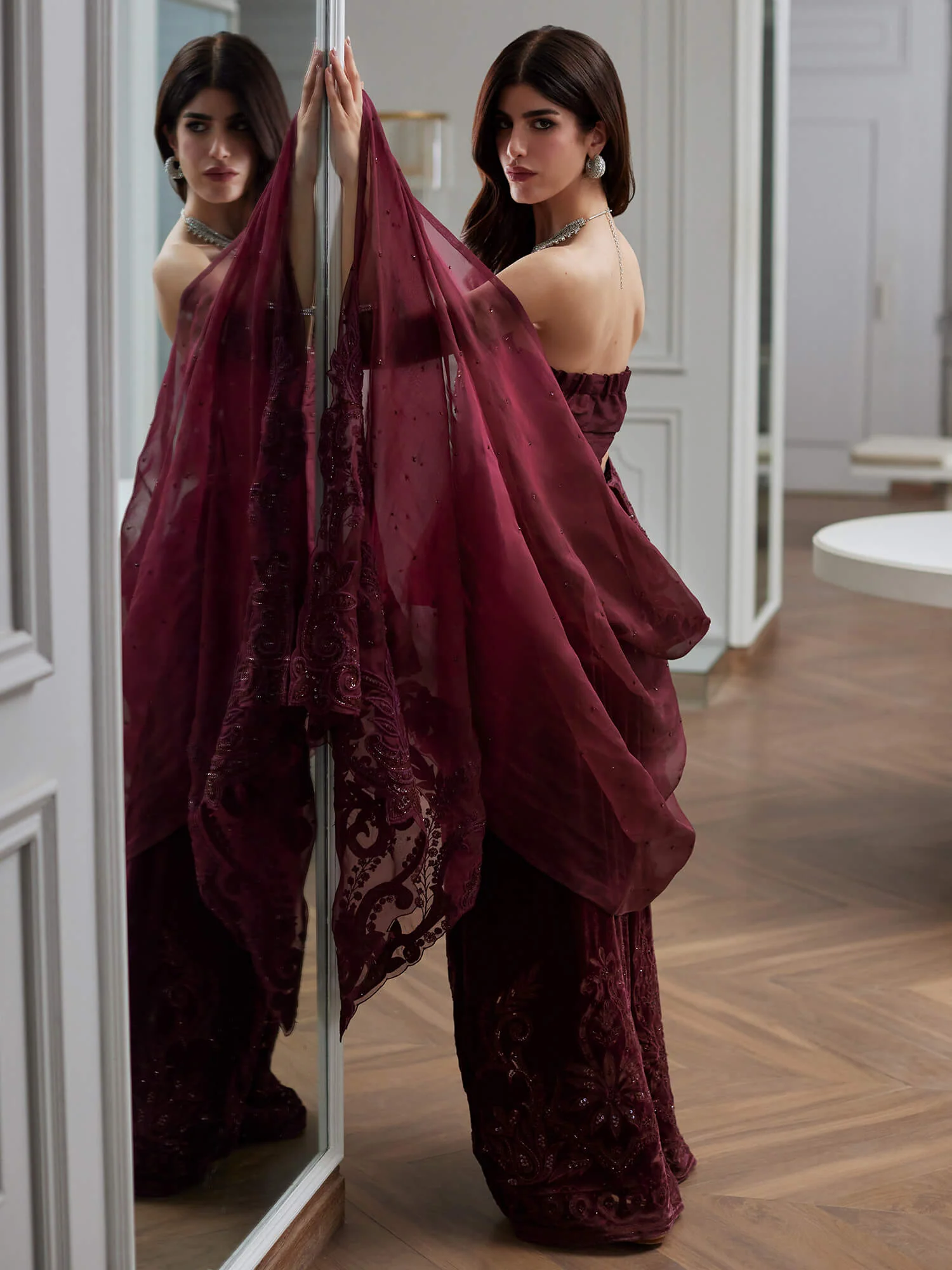 STRAPLESS TOP, PALAZZO & DUPATTA - Image 3