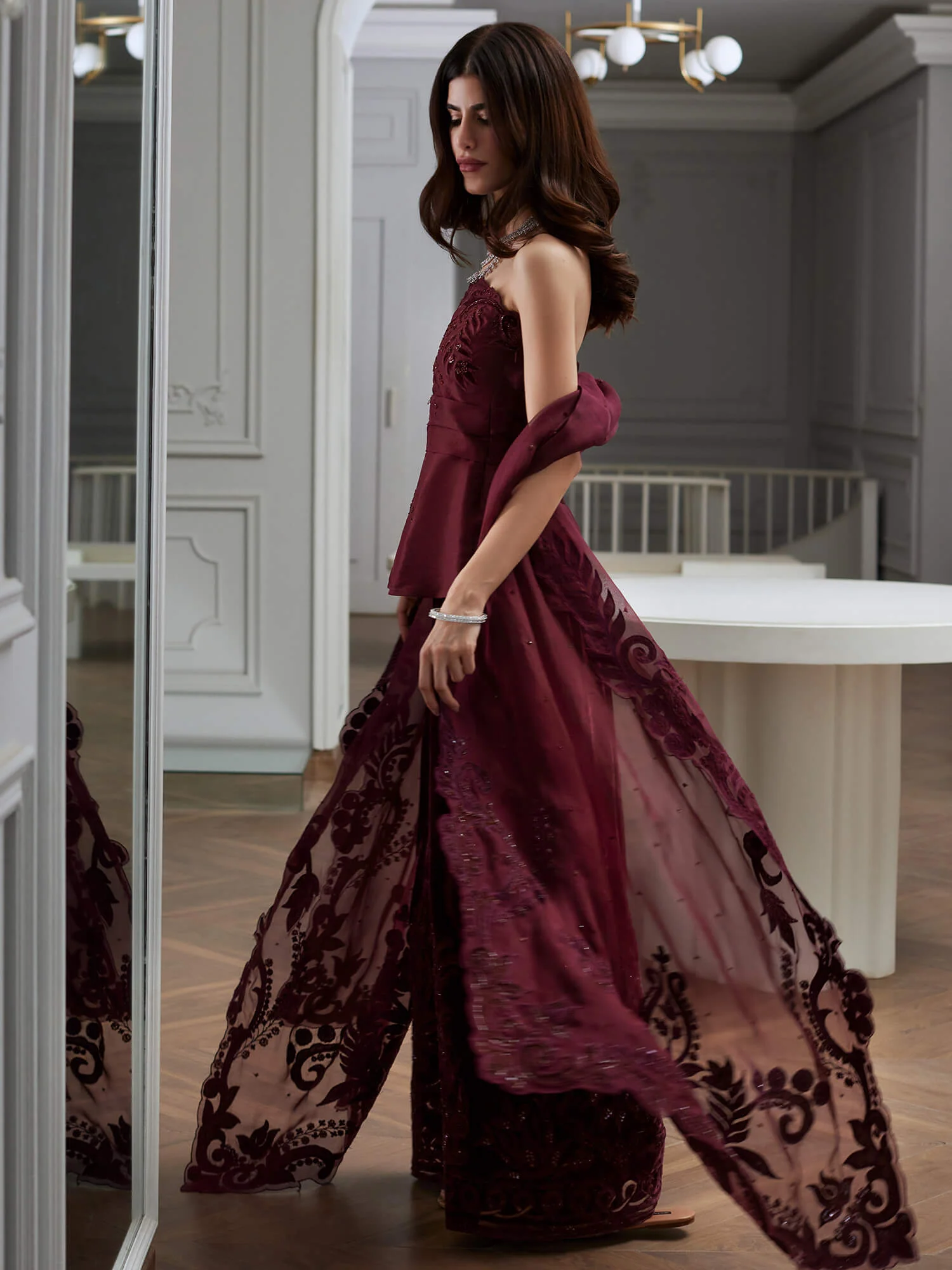 STRAPLESS TOP, PALAZZO & DUPATTA - Image 4