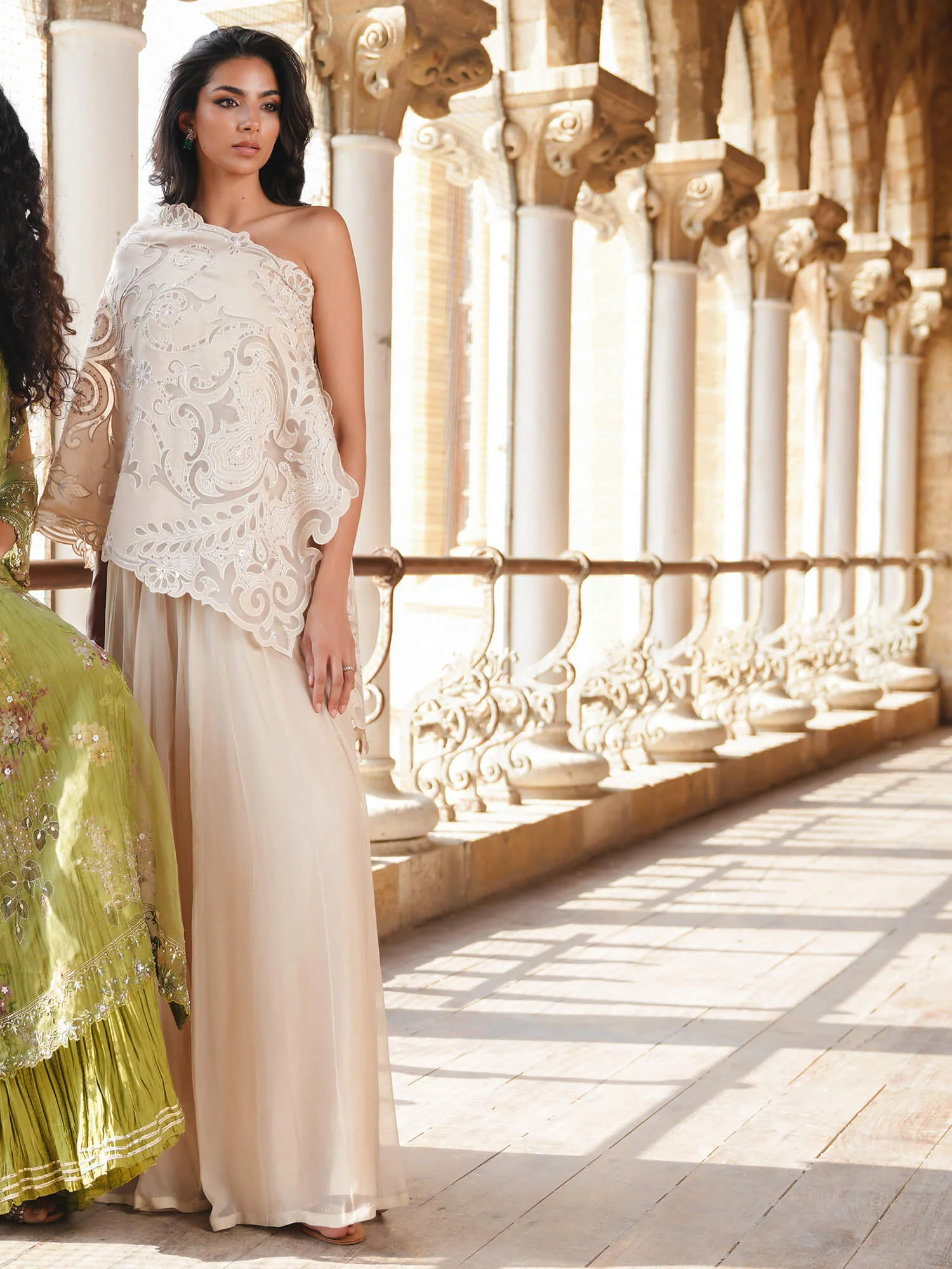 WRAP STOLE & LEHENGA - Image 4