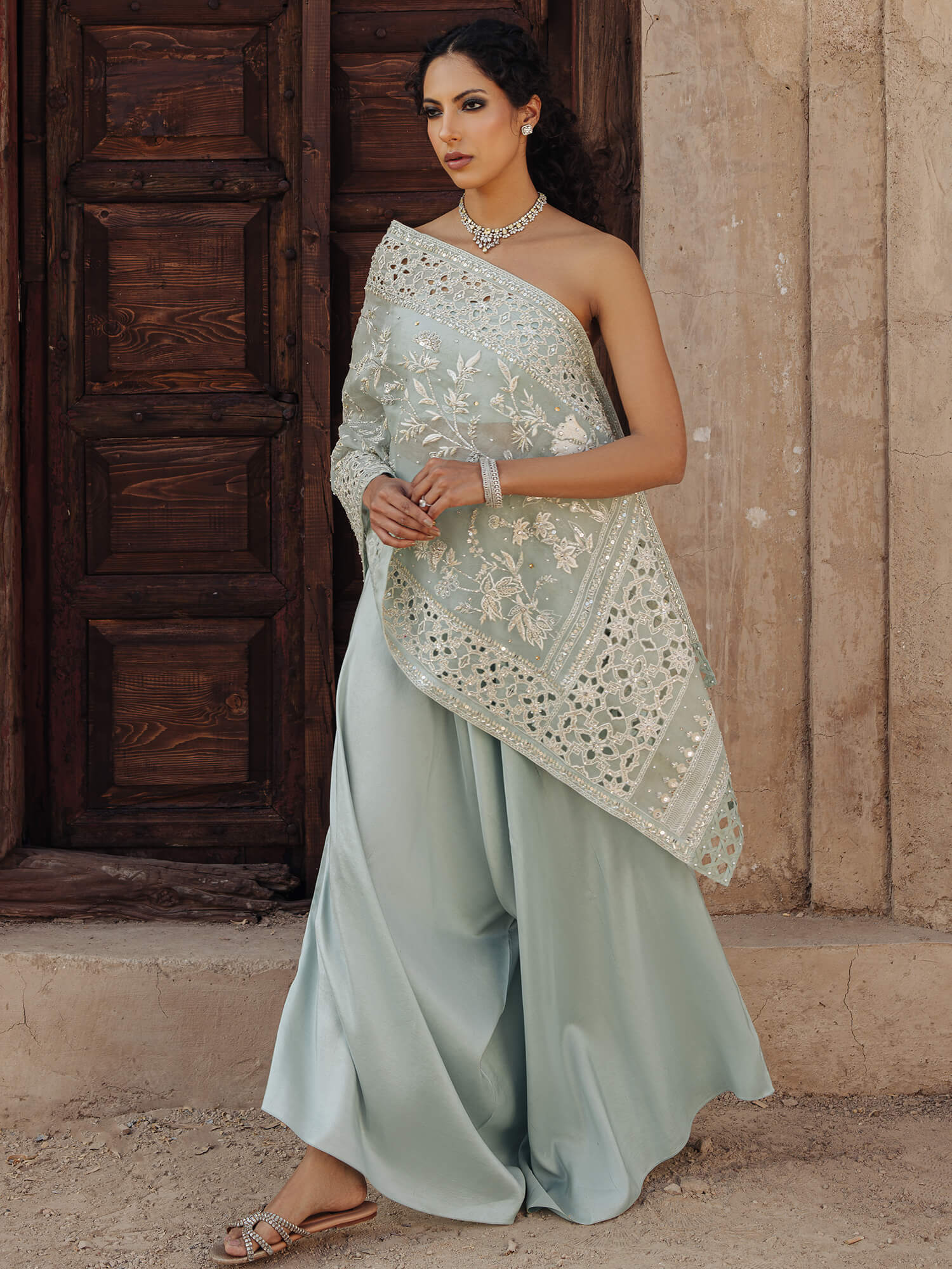 WRAP STOLE & PANTS - Image 3